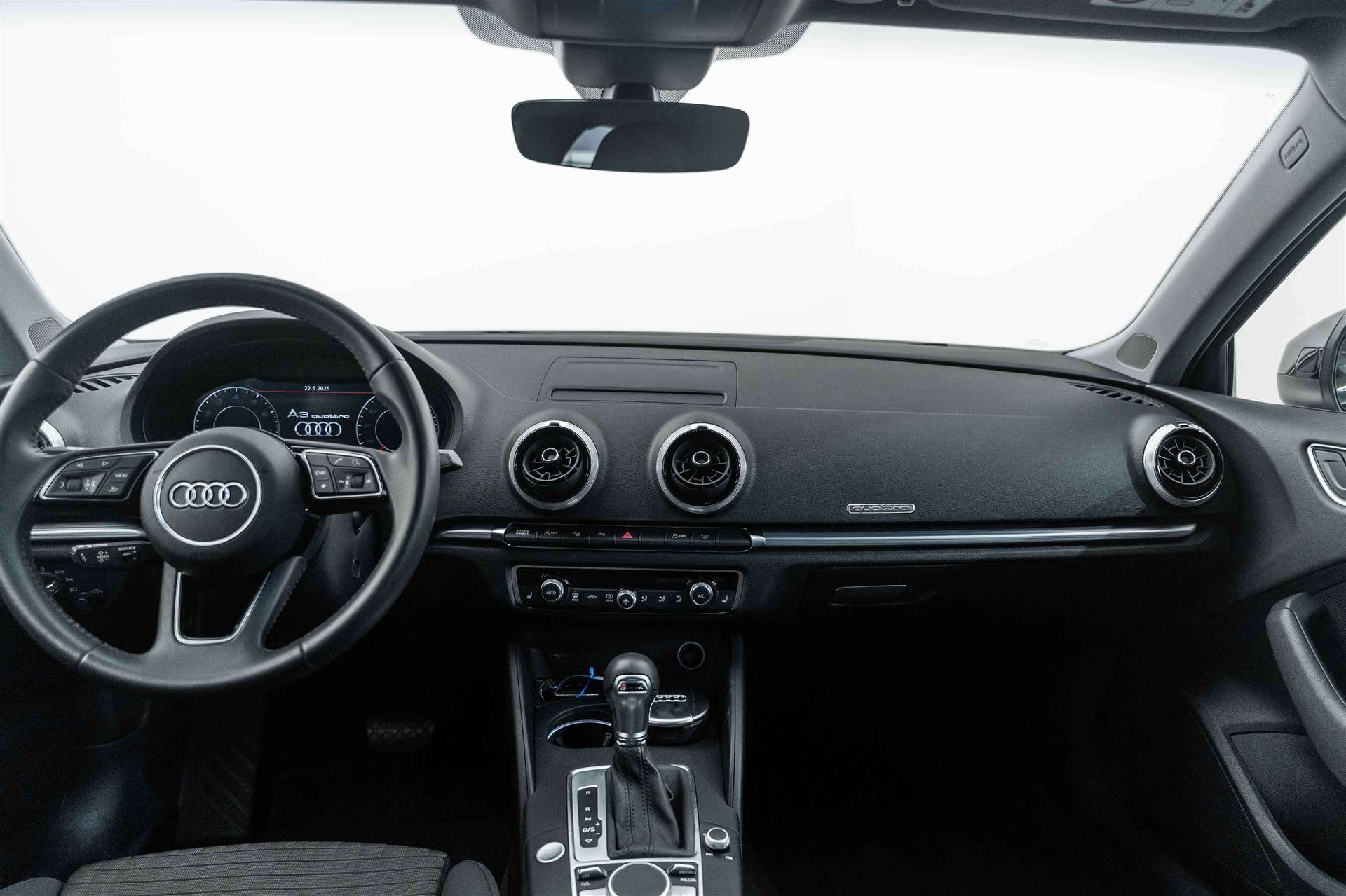 AUDI A3 Sportback 40 TFSI Sport quattro S-tronic-image-7
