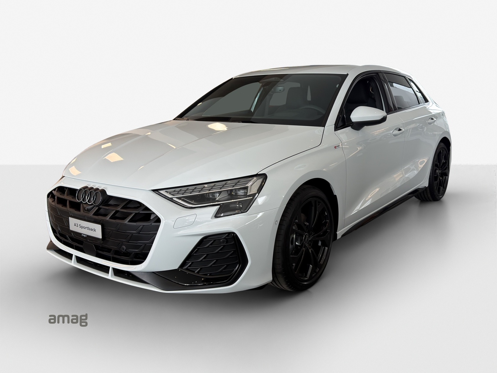 AUDI A3 Sportback TFSI 110 kW S line Attraction S tronic