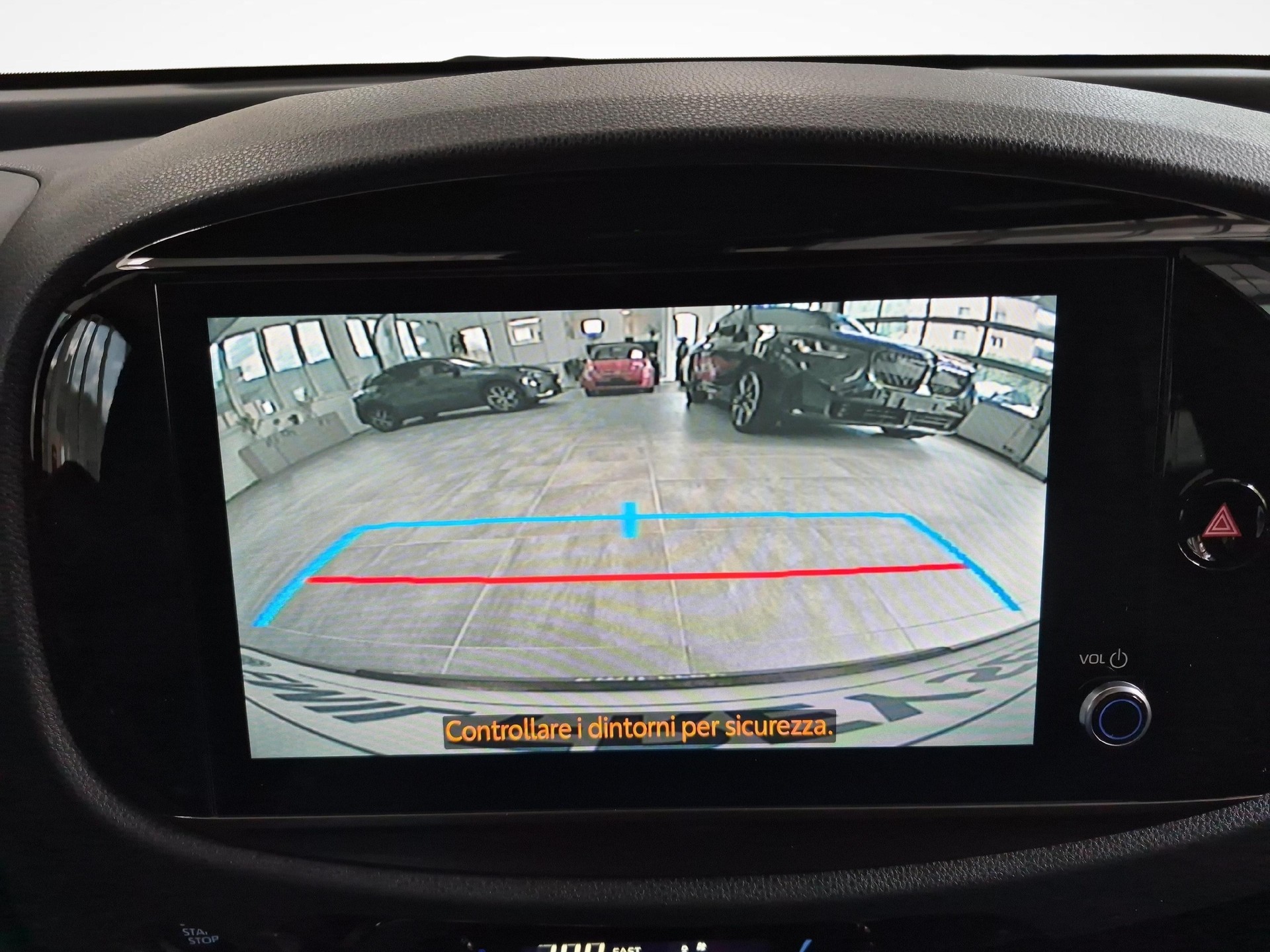 TOYOTA Aygo X 1.0 VVT-i Trend - Ruote invernali & Servizi inclusi-image-12
