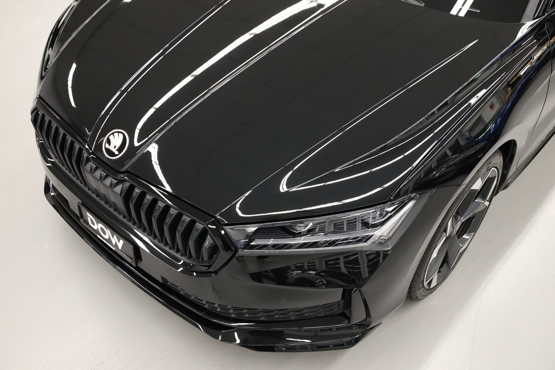 SKODA Superb Combi 2.0 TSI Sportline 4x4 DSG-image-4