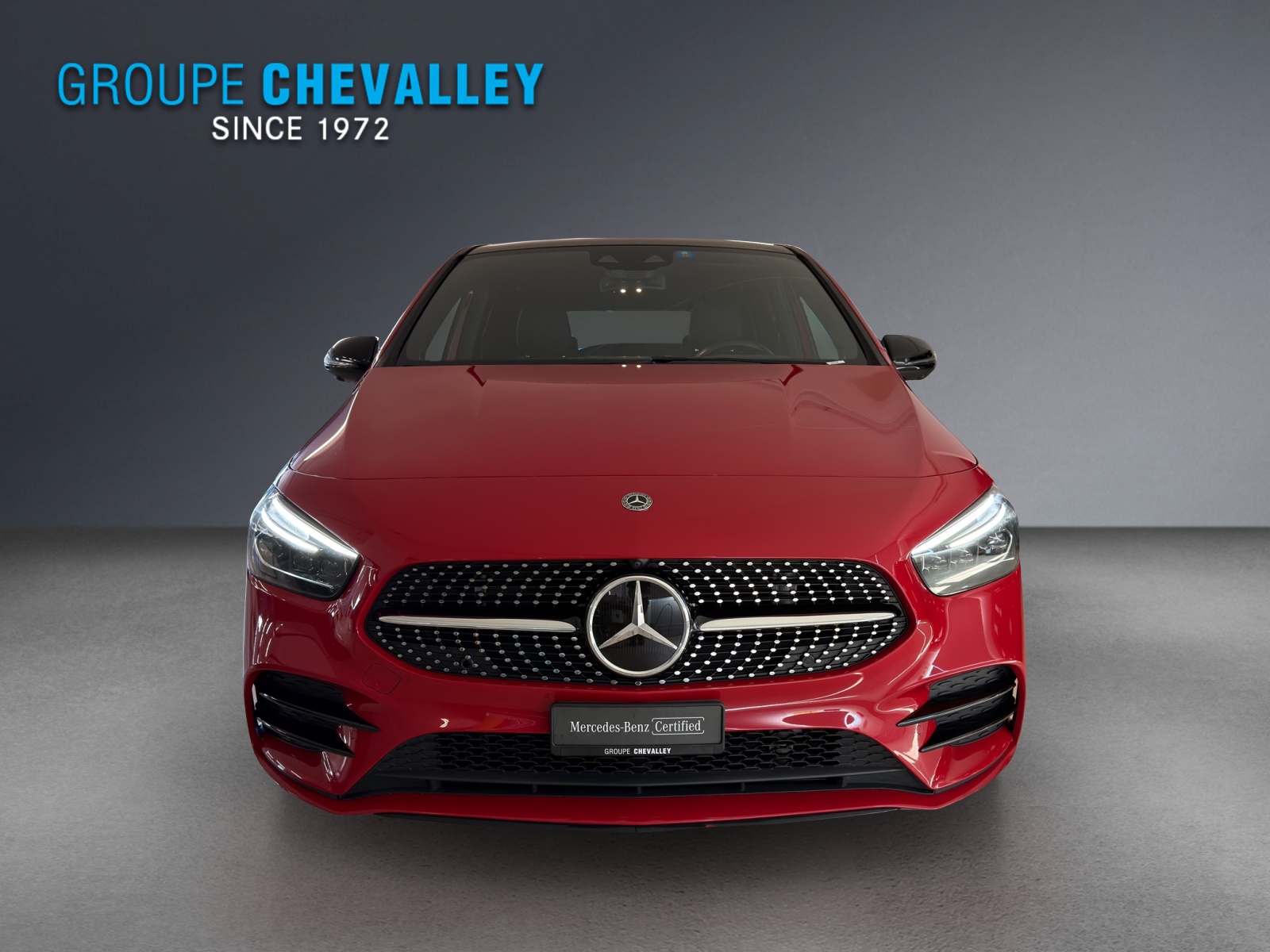 MERCEDES-BENZ B 220 d AMG Line-showroom-element-1
