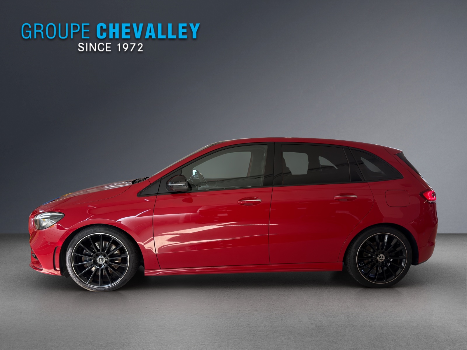 MERCEDES-BENZ B 220 d AMG Line-showroom-element-2