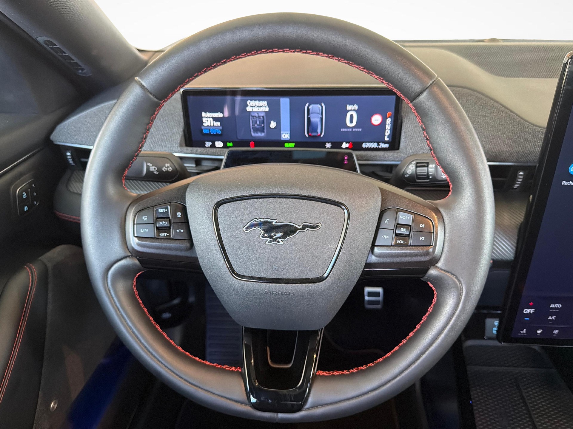 FORD Mustang Mach-E Extended AWD-image-13