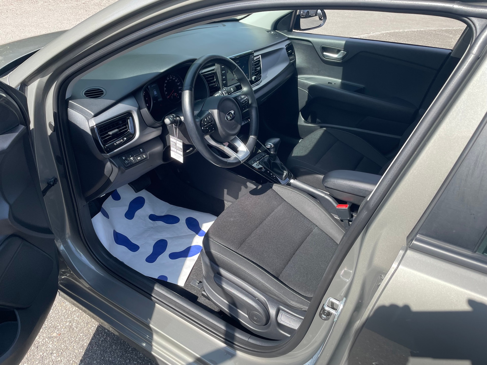 KIA Rio 1.4 CVVT Swiss City Line Automatic-image-6