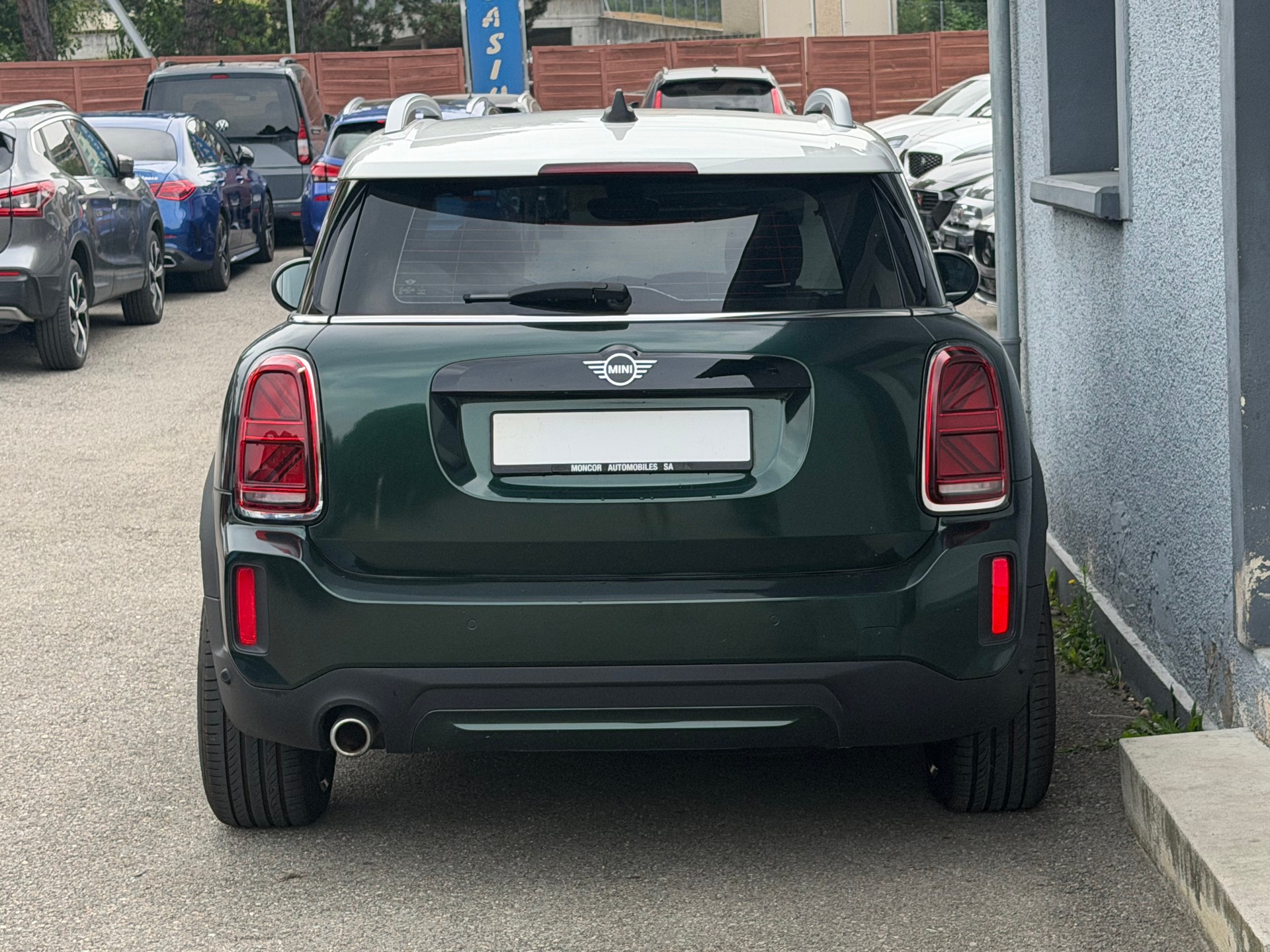 MINI Countryman Cooper SE ALL4 PHEV Steptronic-image-4