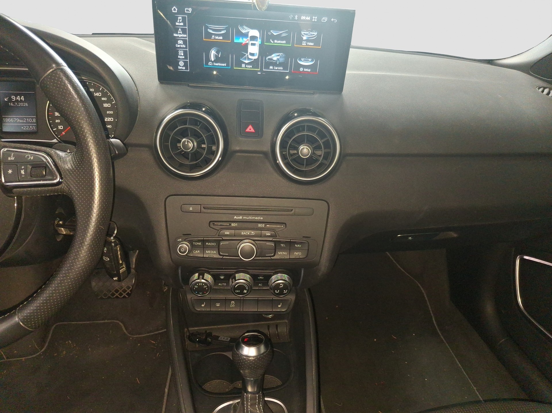 AUDI A1 Sportback Sport 1.4 TFSI Ambition S-tronic-image-10