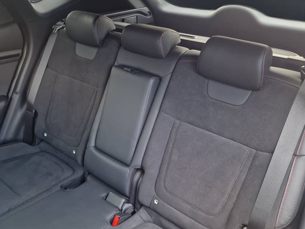 HYUNDAI Tucson 1.6 T-GDi HEV N-Line LUX.pack 4WD-image-9
