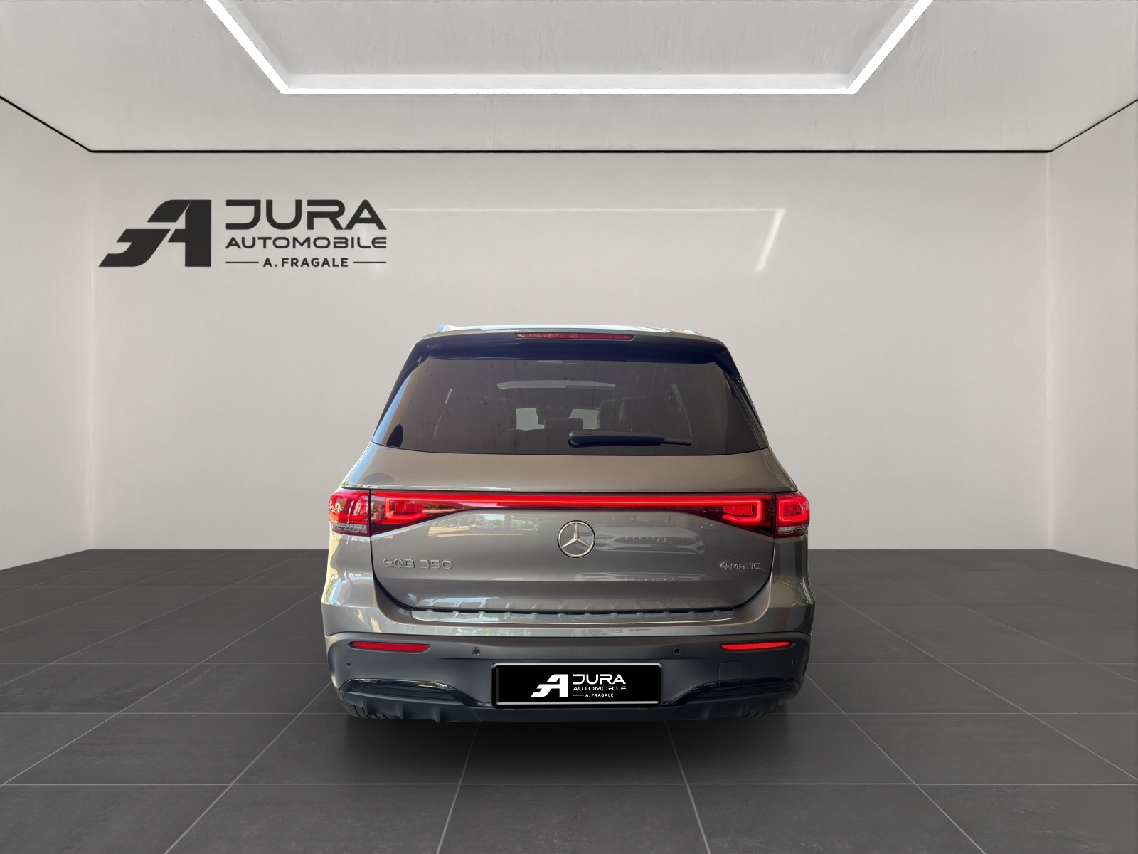 MERCEDES-BENZ EQB 350 AMG Line 4matic-image-5