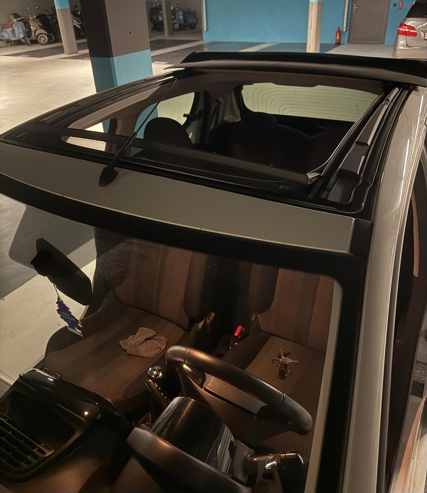PEUGEOT 1.2 PureTech Allure Top-image-2