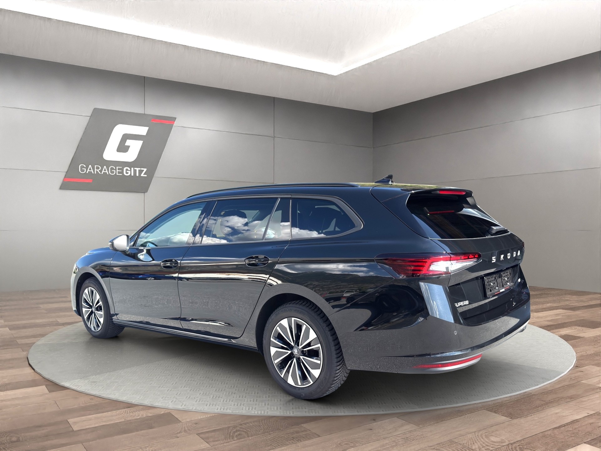 SKODA Superb Combi 2.0 TSI SELECTION 4x4 DSG-image-2