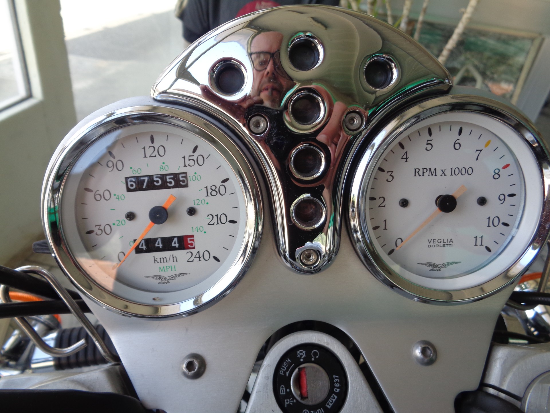MOTO GUZZI California 1100 Special-image-7