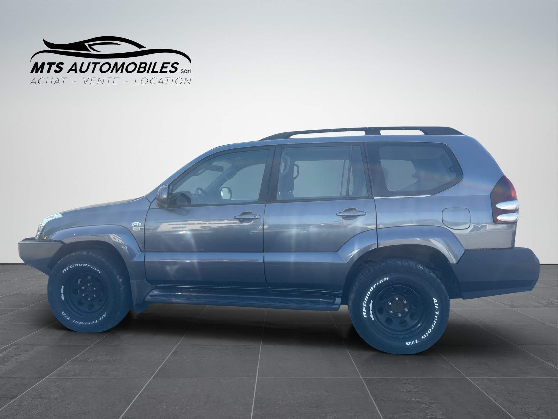TOYOTA Land Cruiser 3.0 TD Linea Sol-image-2