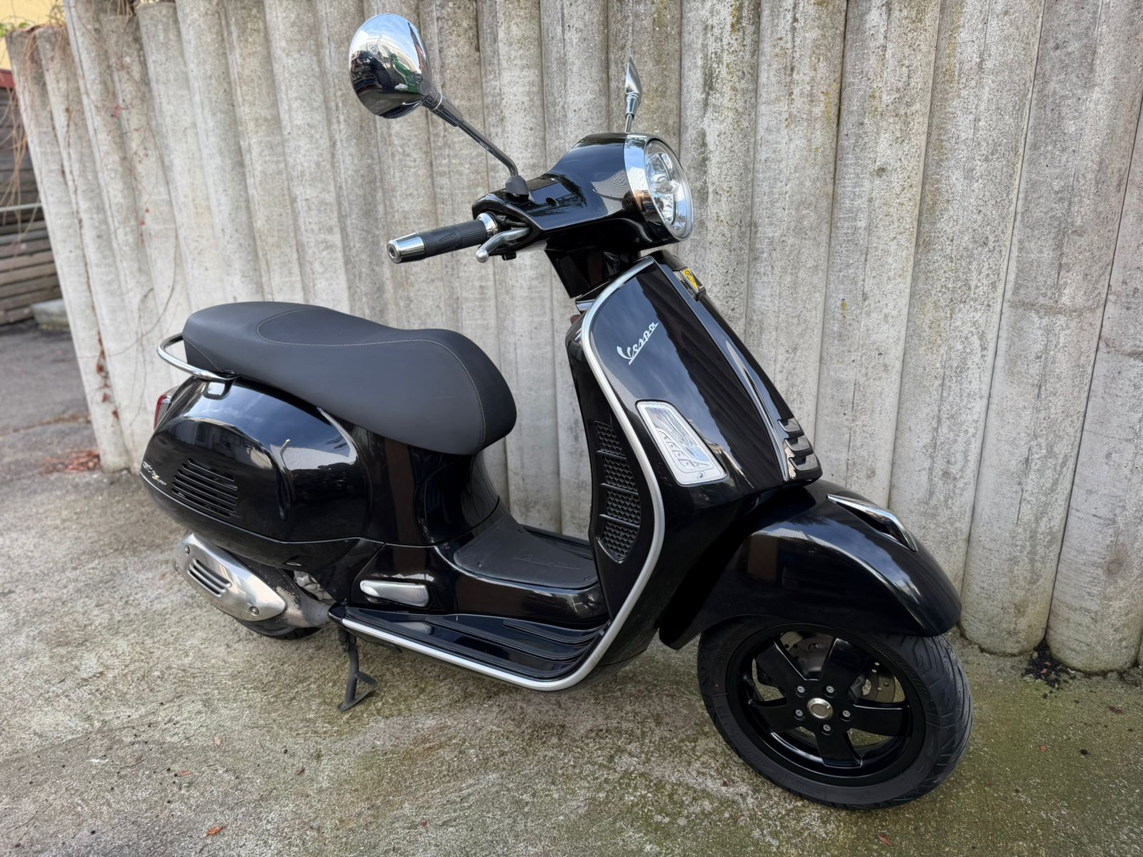 PIAGGIO Vespa GTS 300 HPE Super Tech ABS/ASR-image-5
