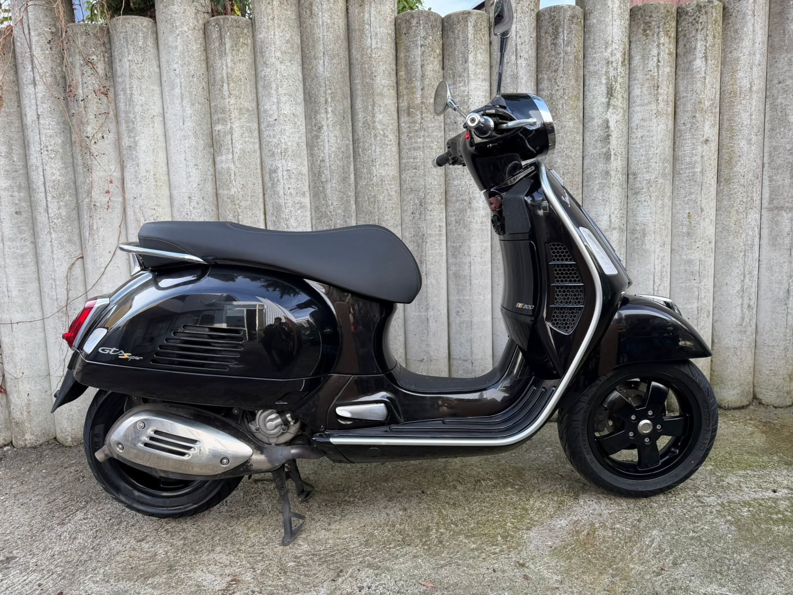 PIAGGIO Vespa GTS 300 HPE Super Tech ABS/ASR-image-4