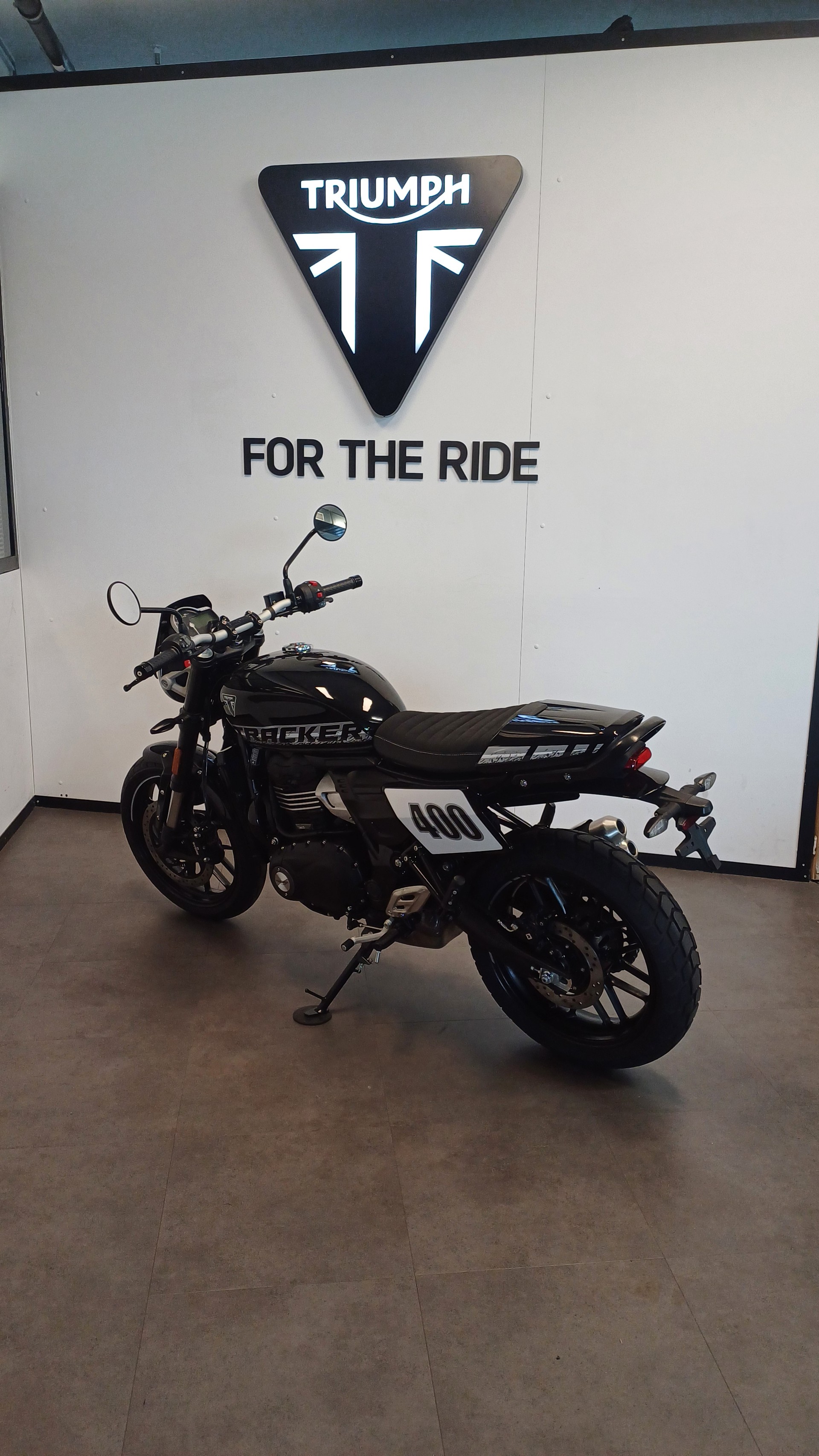 TRIUMPH Triumph Tracker 400 " Avantage 500.- Permis A2 "+ Offre Leasing 0%* !!-image-2