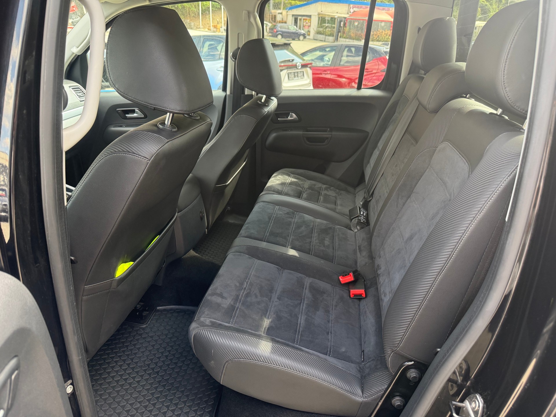 VW Amarok 3.0TDI Highline 4Motion Automatic-image-8