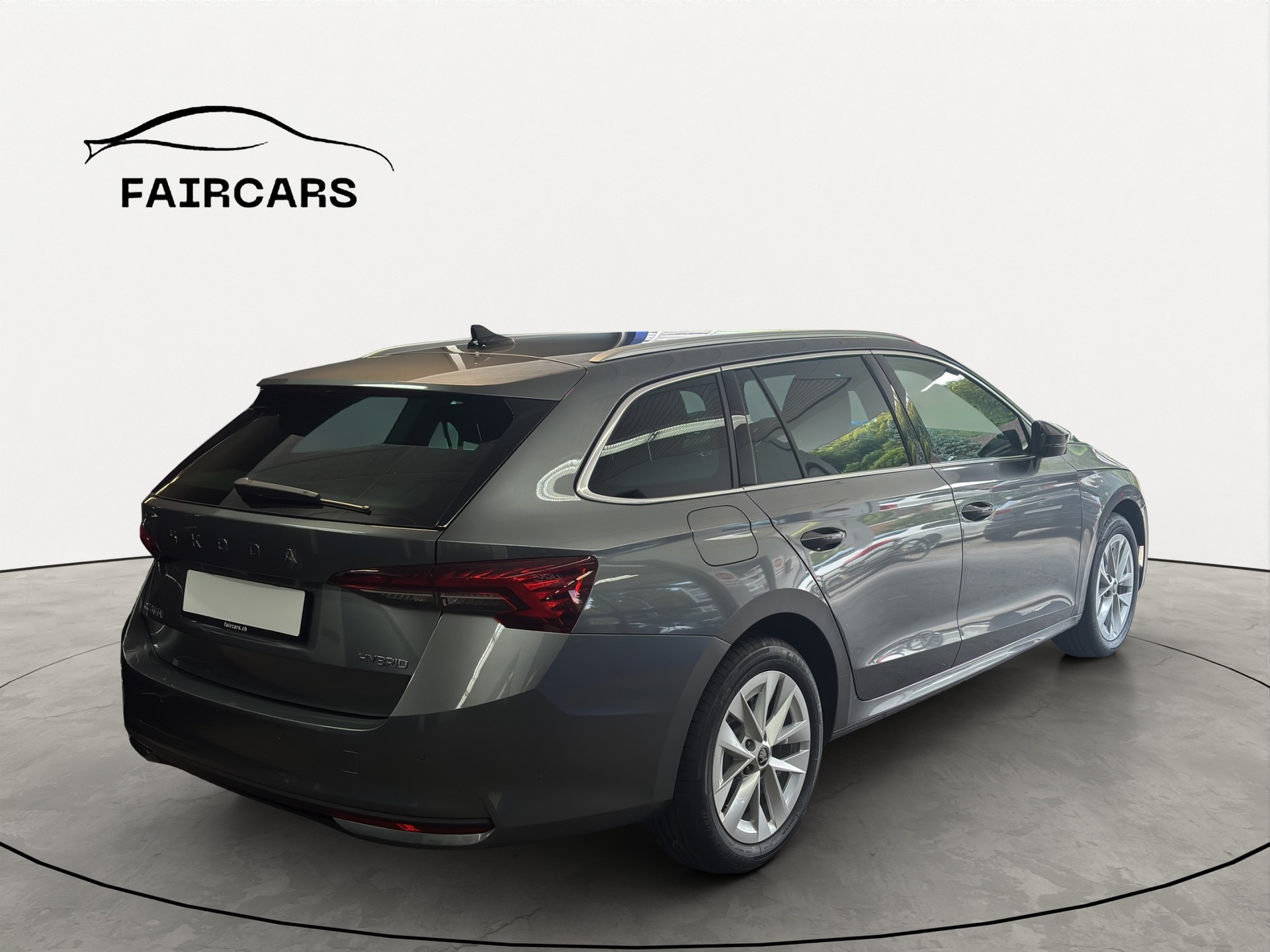 SKODA Octavia Combi 1.5 TSI mHEV DSG Dynamic-image-5