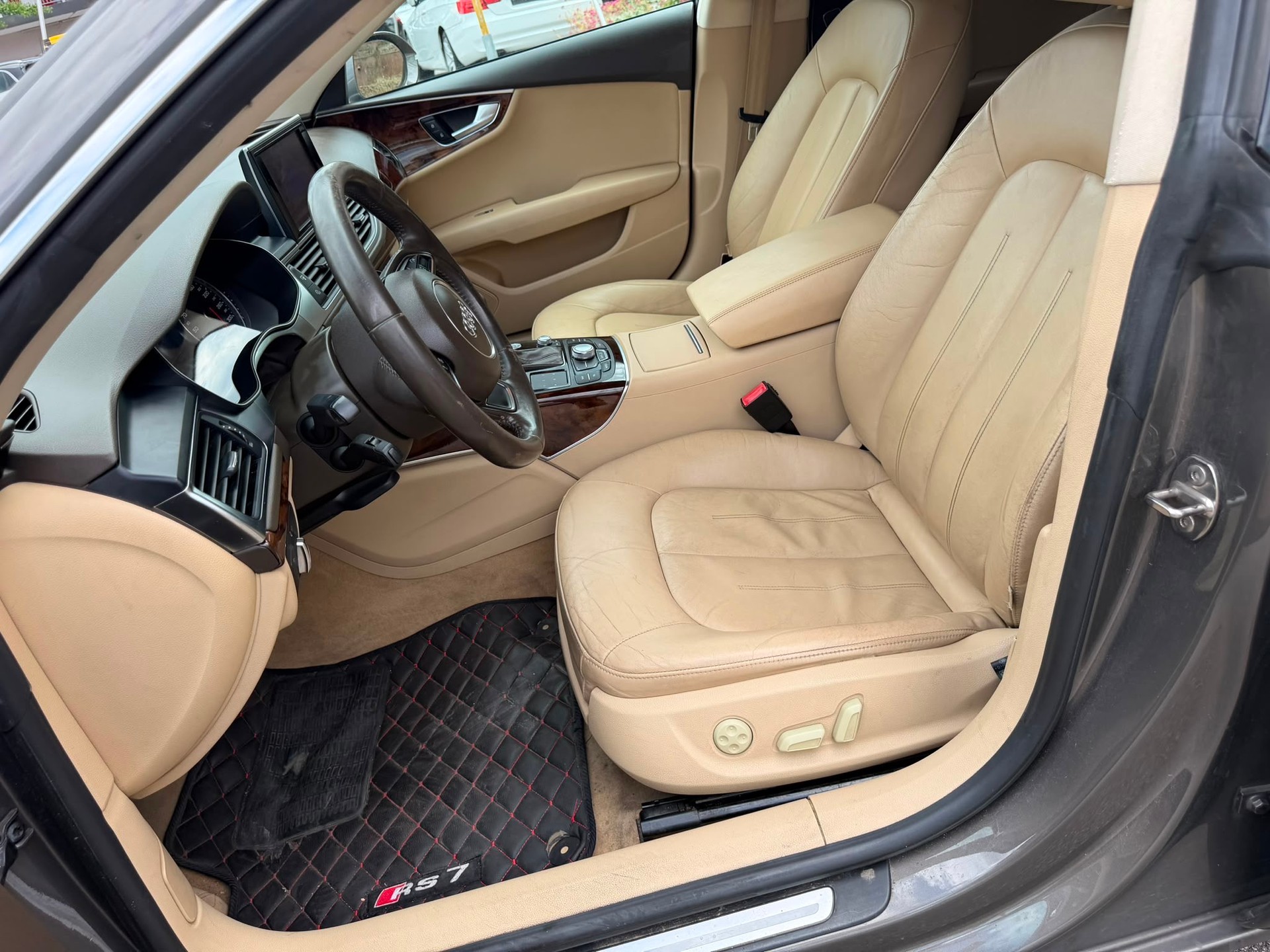 AUDI A7 Sportback 3.0 TFSI quattro S-tronic-image-9