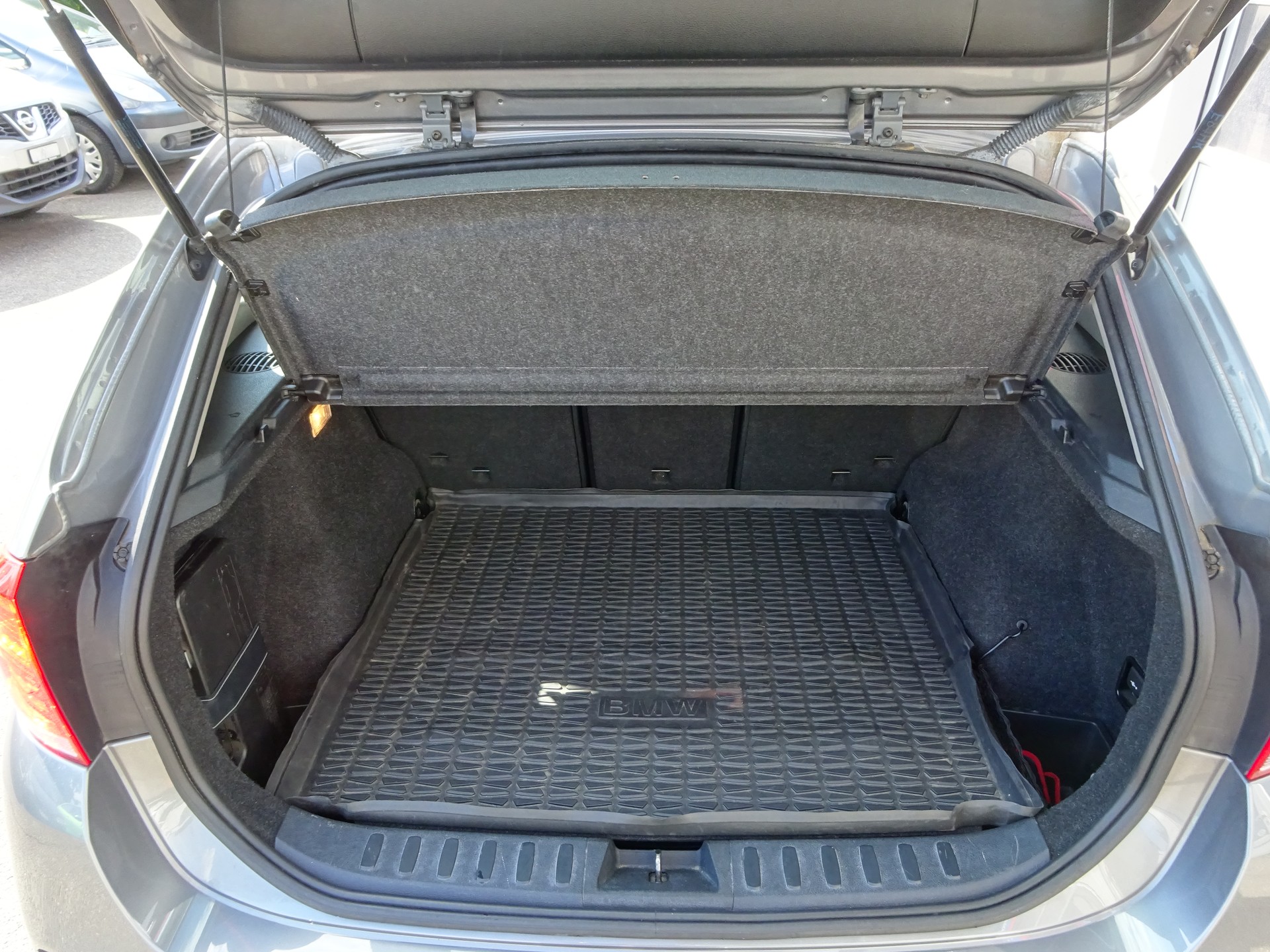 BMW X1 xDrive 25i Steptronic-image-10