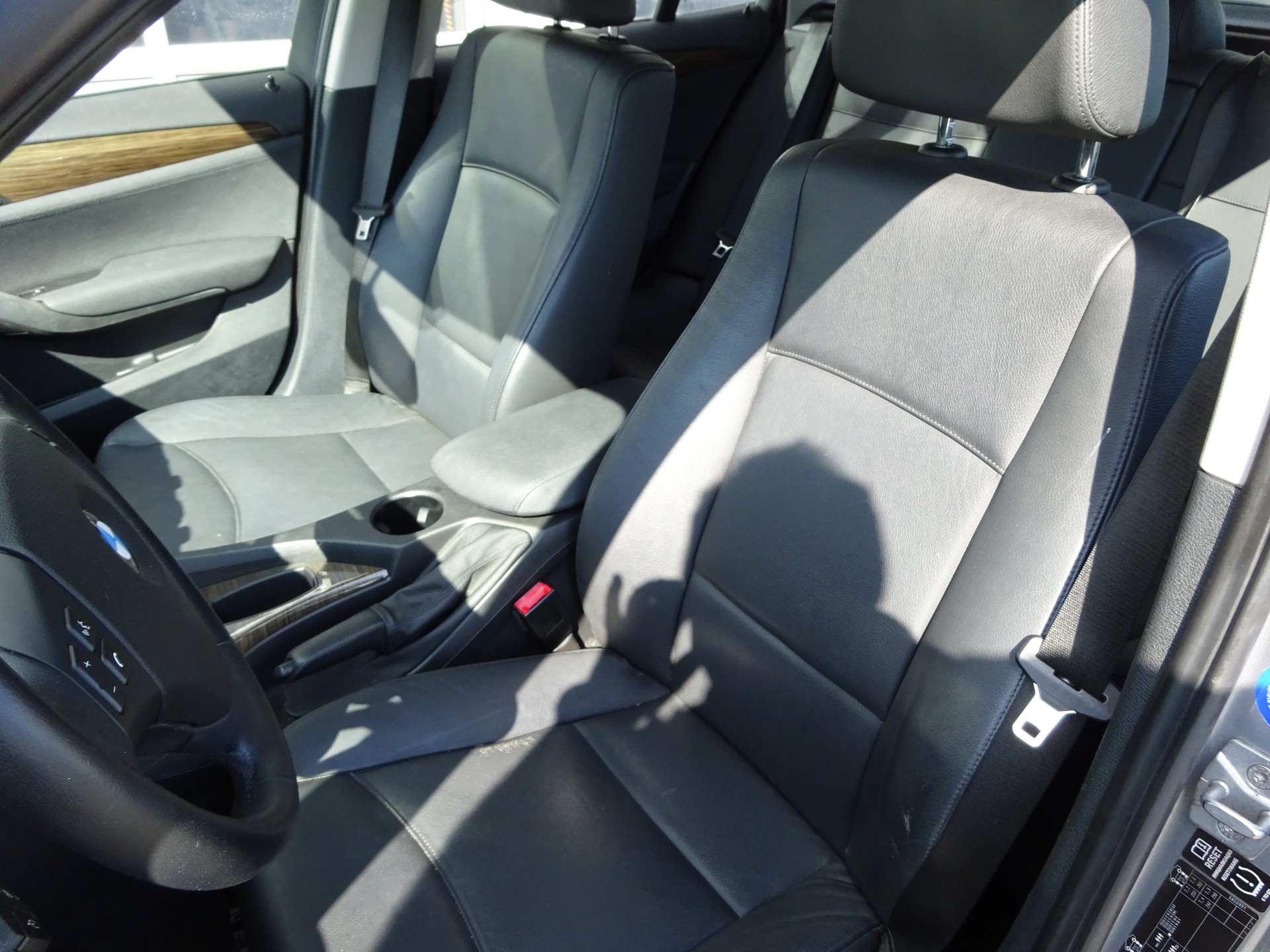 BMW X1 xDrive 25i Steptronic-image-6