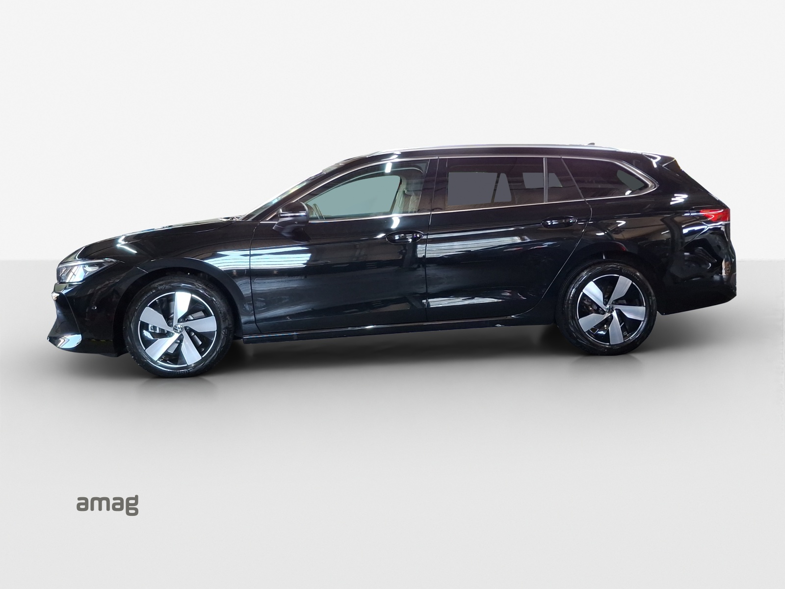VW Passat Variant 2.0 TDI evo Business 4 Motion DSG-image-1