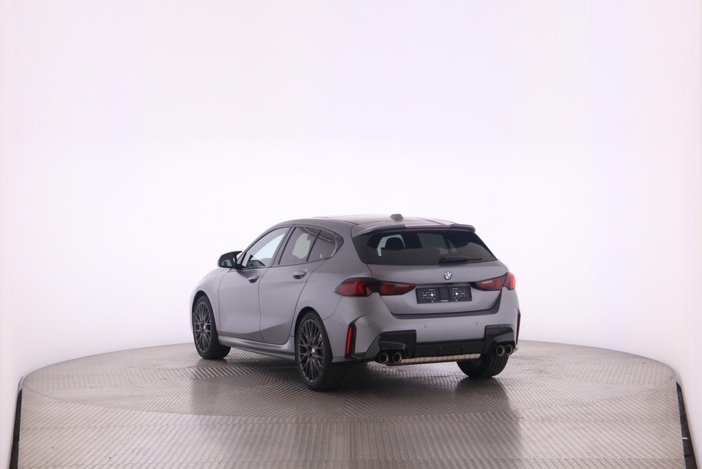 BMW M135i xDrive-image-7