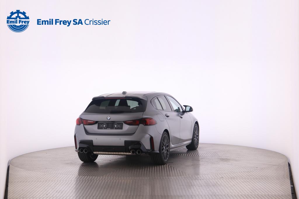 BMW M135i xDrive-image-2