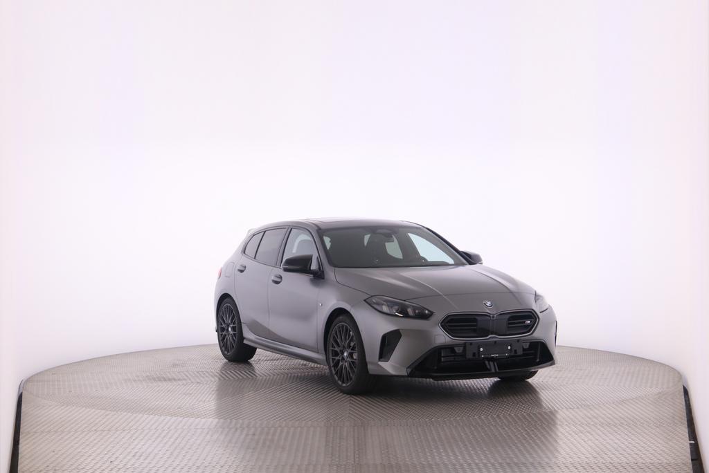 BMW M135i xDrive-image-11