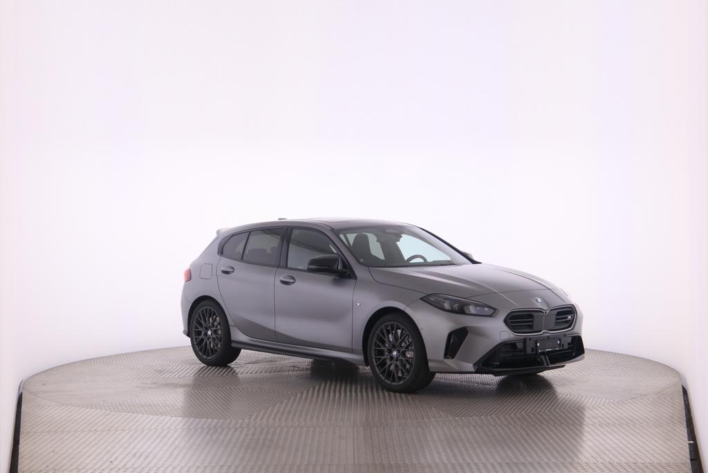 BMW M135i xDrive-image-10