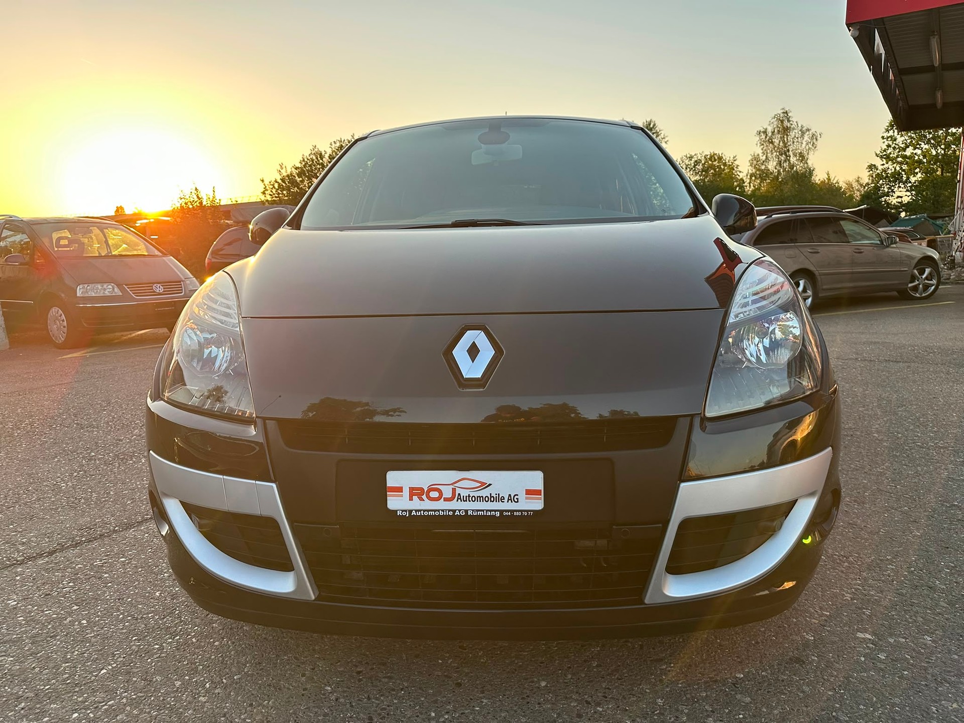 RENAULT Scénic 2.0 16V Privilège X-Tronic CVT-image-2