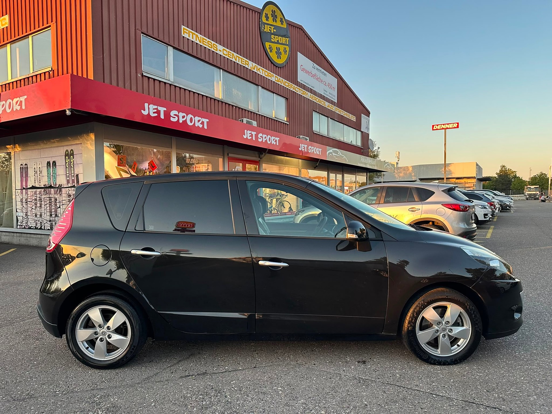 RENAULT Scénic 2.0 16V Privilège X-Tronic CVT-image-4