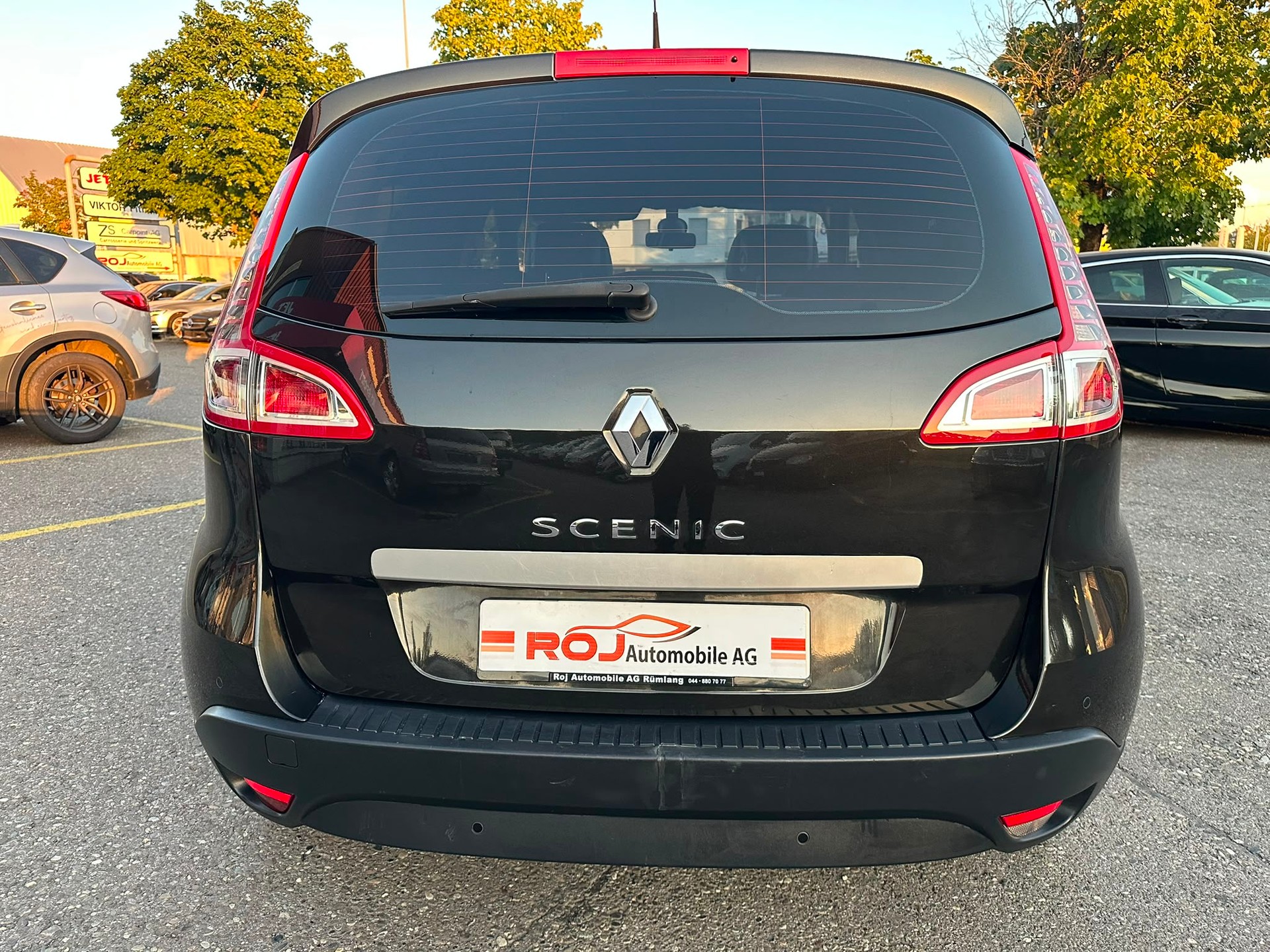 RENAULT Scénic 2.0 16V Privilège X-Tronic CVT-image-6