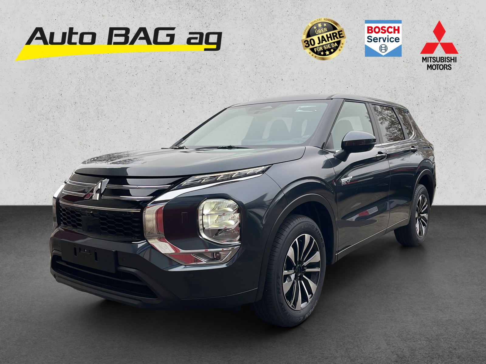 MITSUBISHI Outlander 2.4 PHEV Invite 4x4-image-0