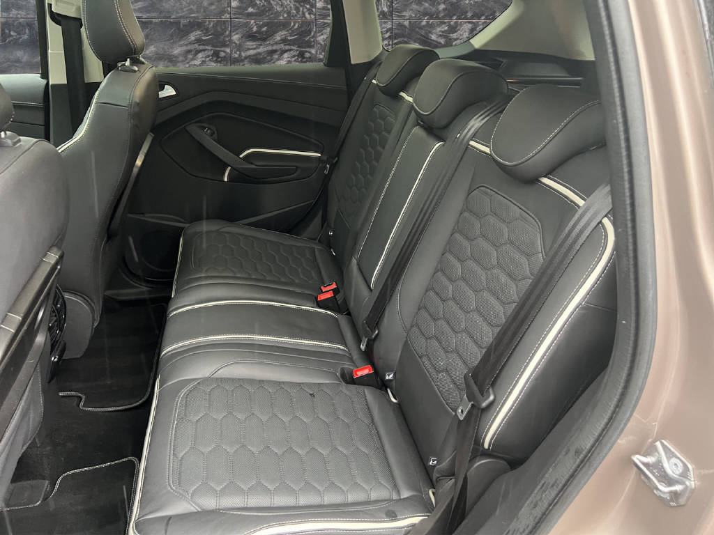 FORD Kuga 2.0 TDCi 180 Vignale-image-8