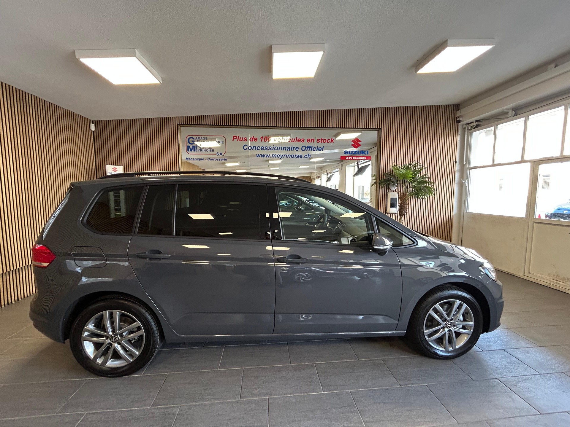 VW Touran 1.5 TSI Comfortline DSG 7 PLACES/7PLATZ-image-0