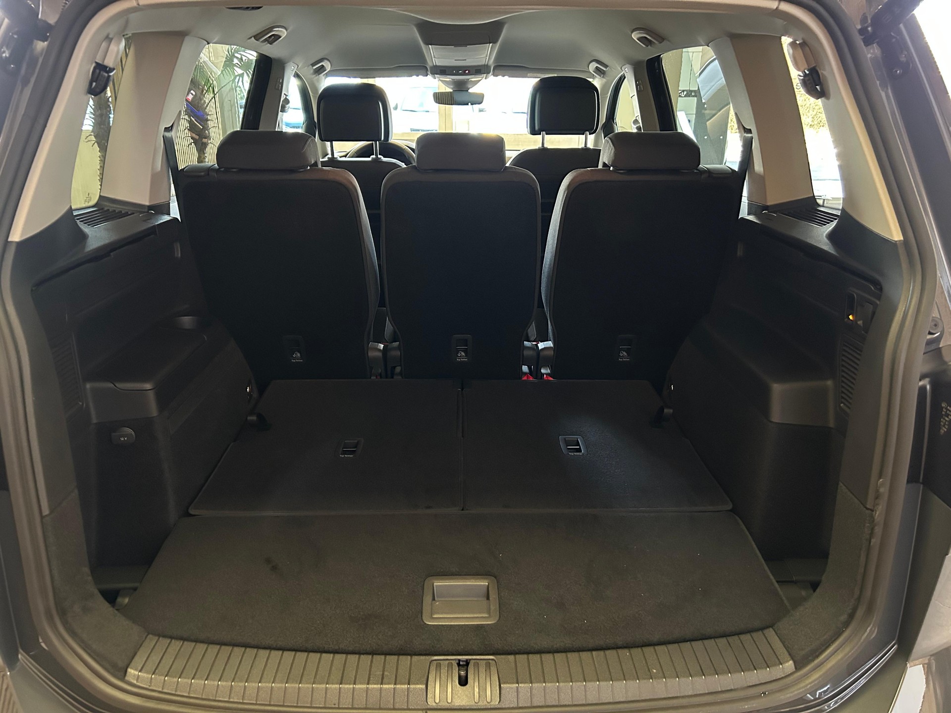VW Touran 1.5 TSI Comfortline DSG 7 PLACES/7PLATZ-image-26