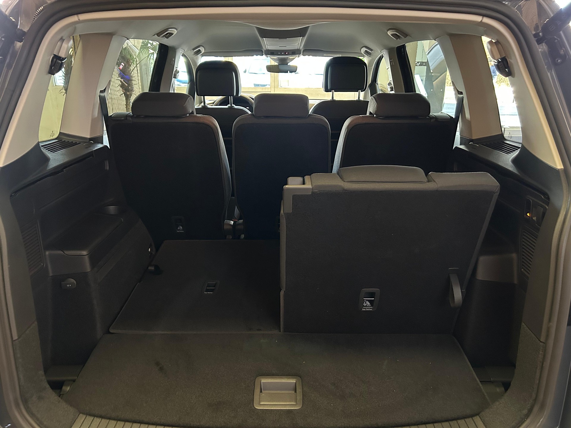 VW Touran 1.5 TSI Comfortline DSG 7 PLACES/7PLATZ-image-23