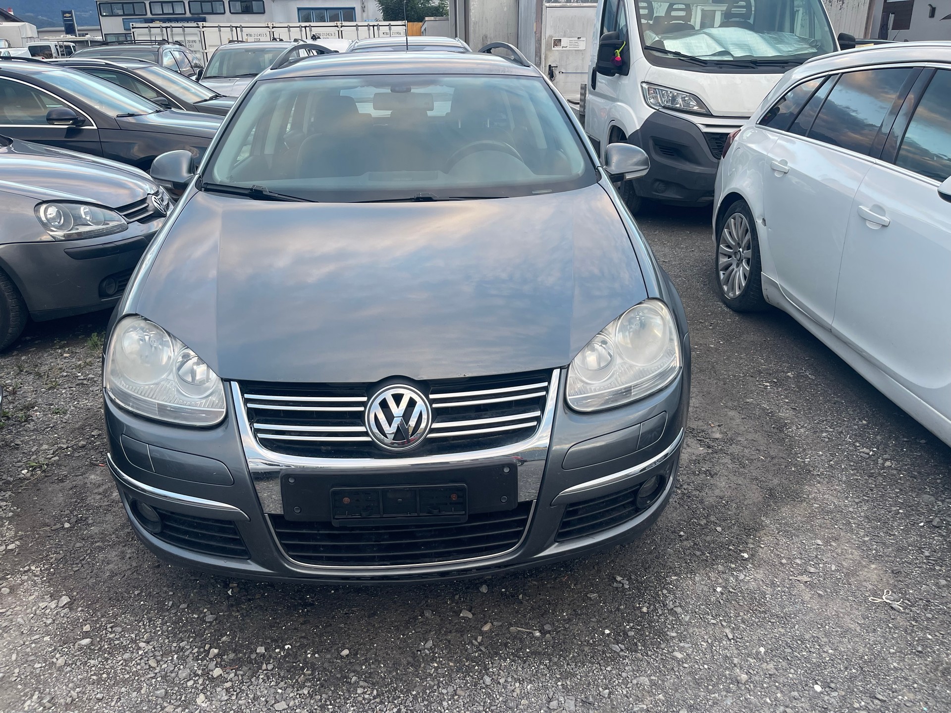 VW Golf Variant 1.9 TDI Value 4Motion-image-0