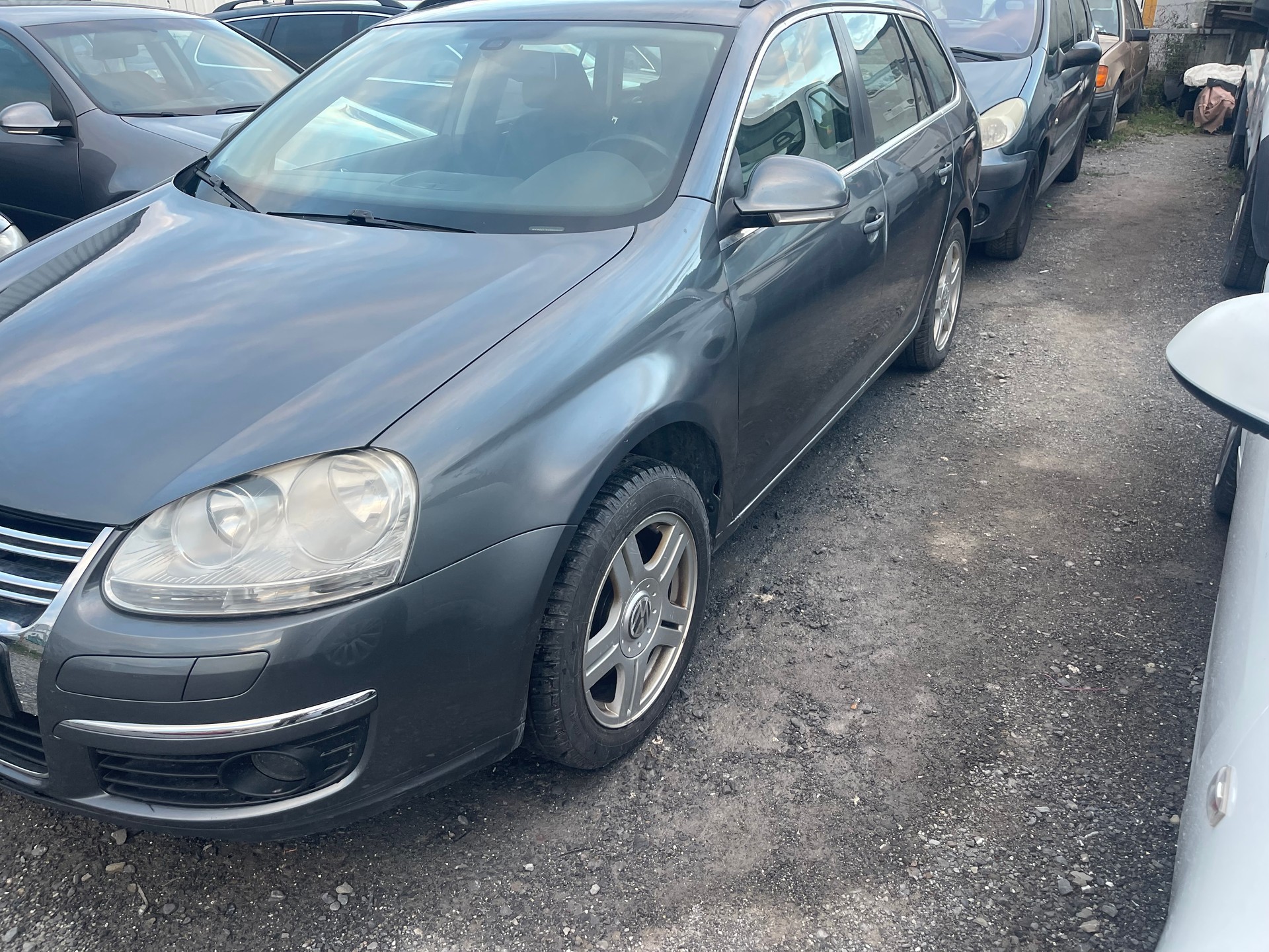 VW Golf Variant 1.9 TDI Value 4Motion-image-1