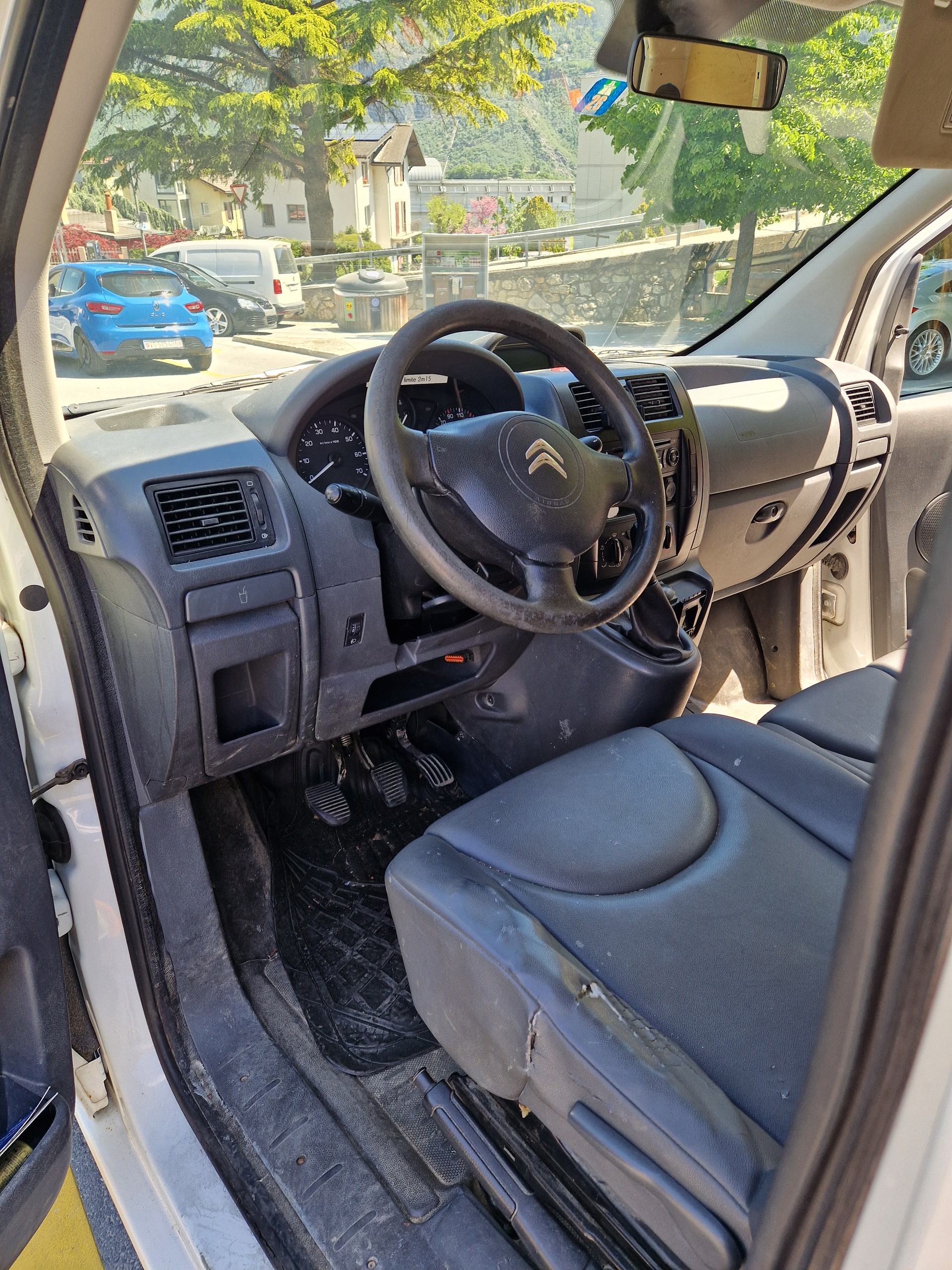 CITROEN 1.6 HDI 90-image-2