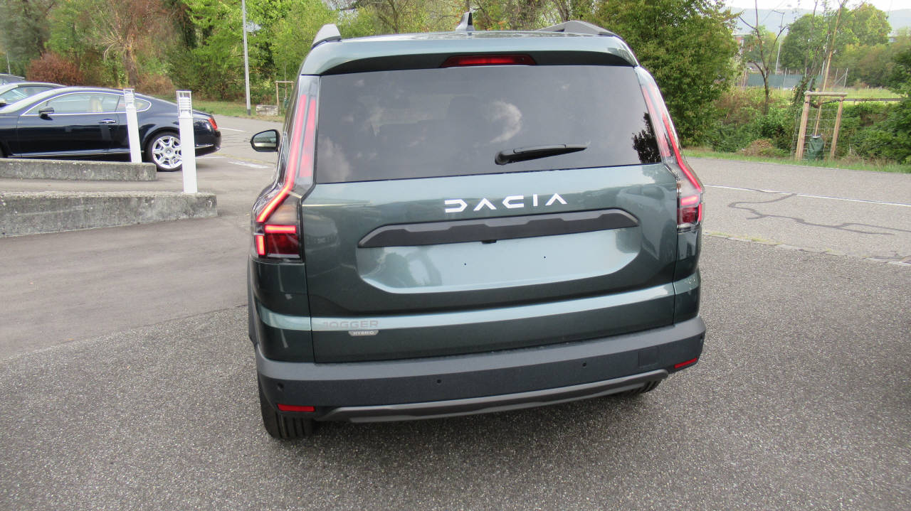 DACIA Jogger 1.8 Hybrid Journey 7P-image-2
