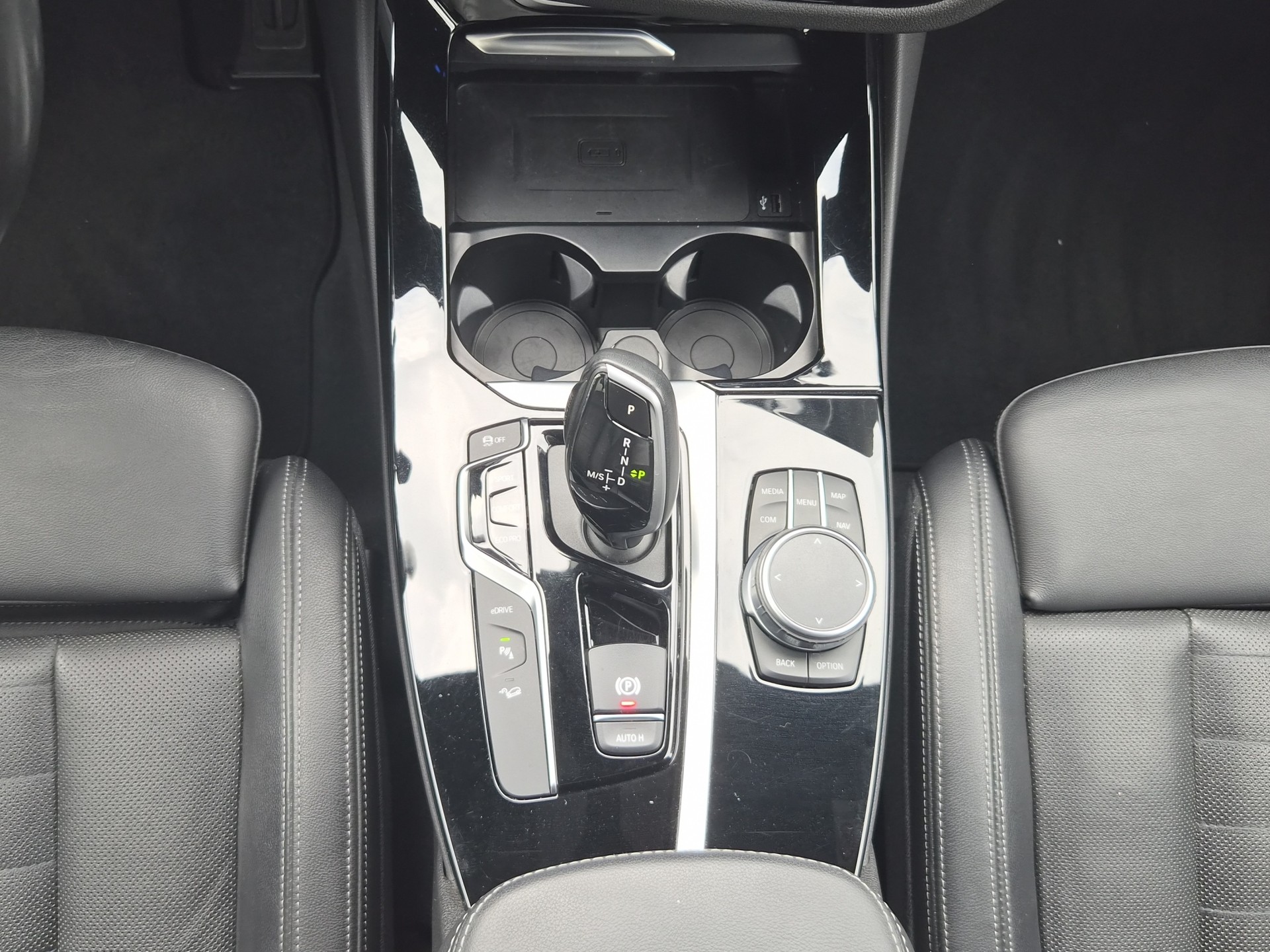 BMW X3 xDrive 30e M Sport-image-17