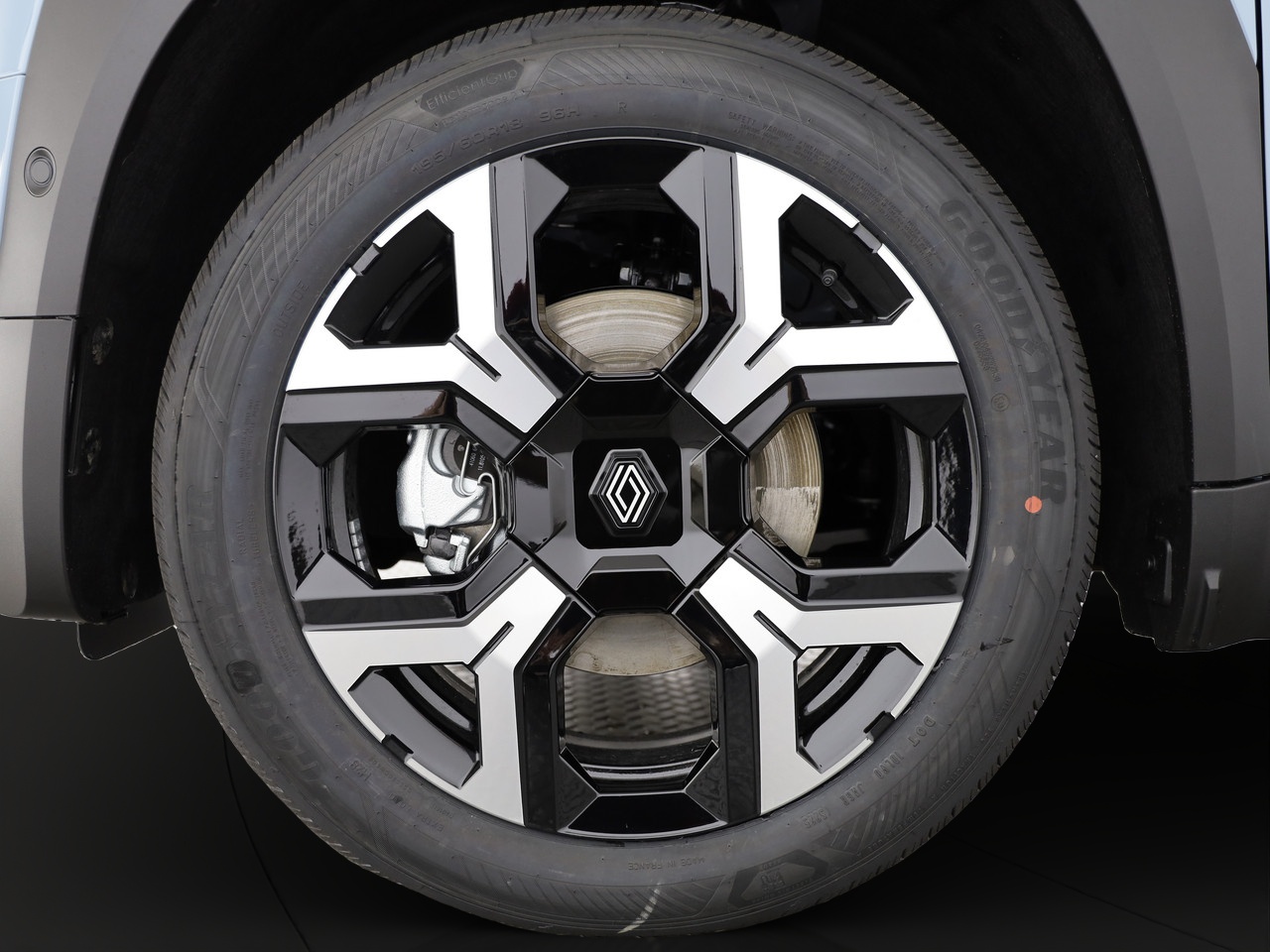 RENAULT R4 E-Tech Comfort Range techno-image-3