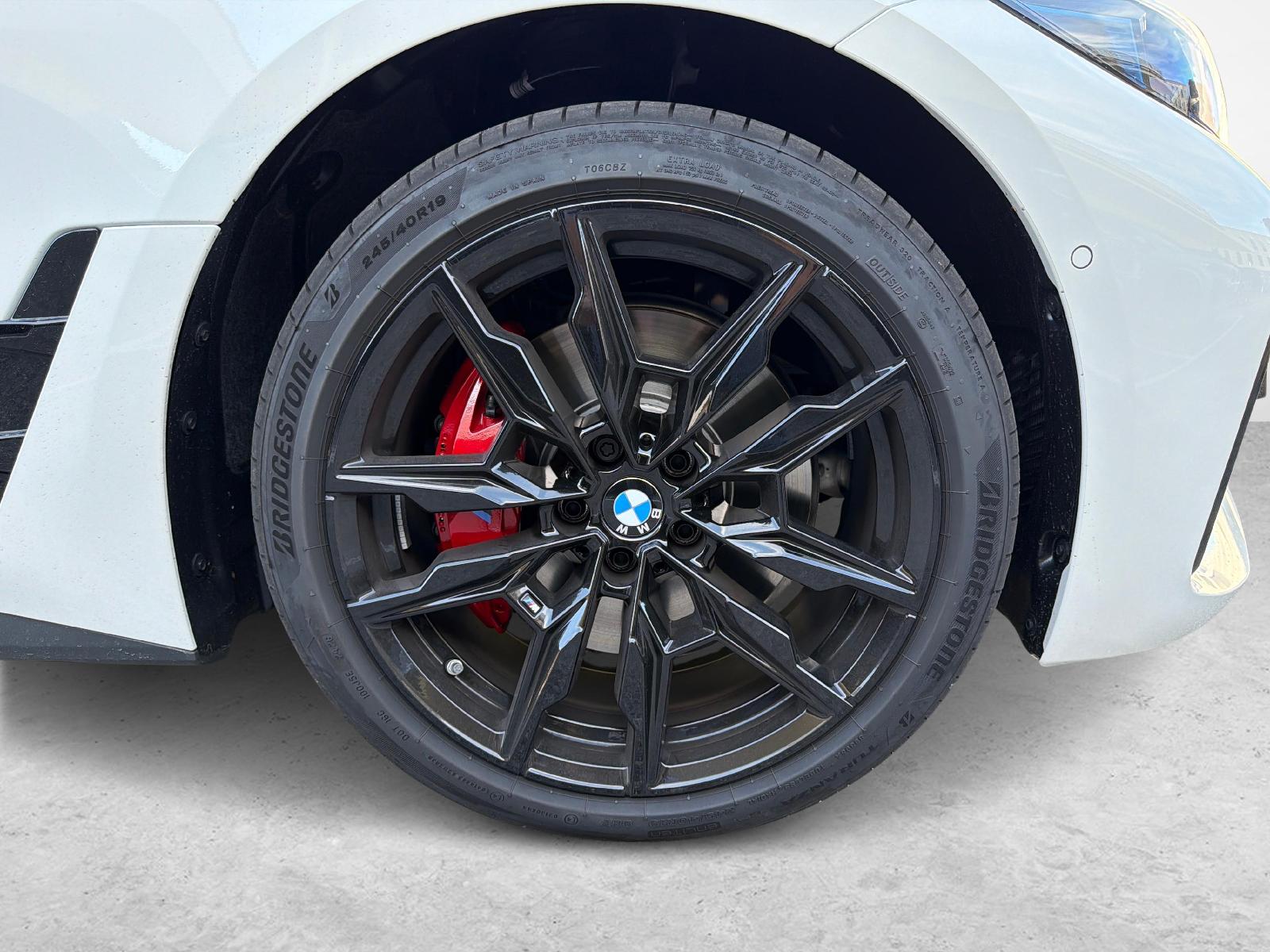 BMW M440i xDrive Gran Coupé-image-9