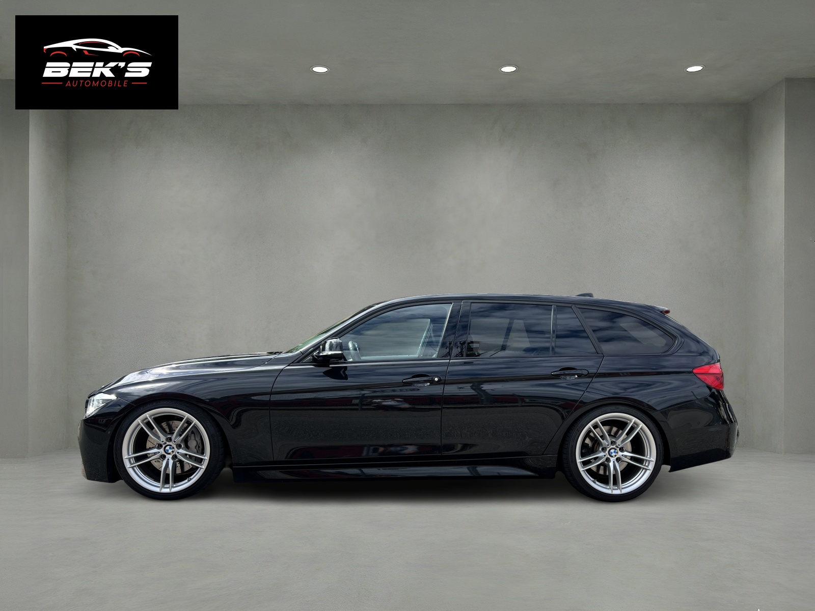 BMW 340i xDrive Touring M Sport Steptronic-image-1