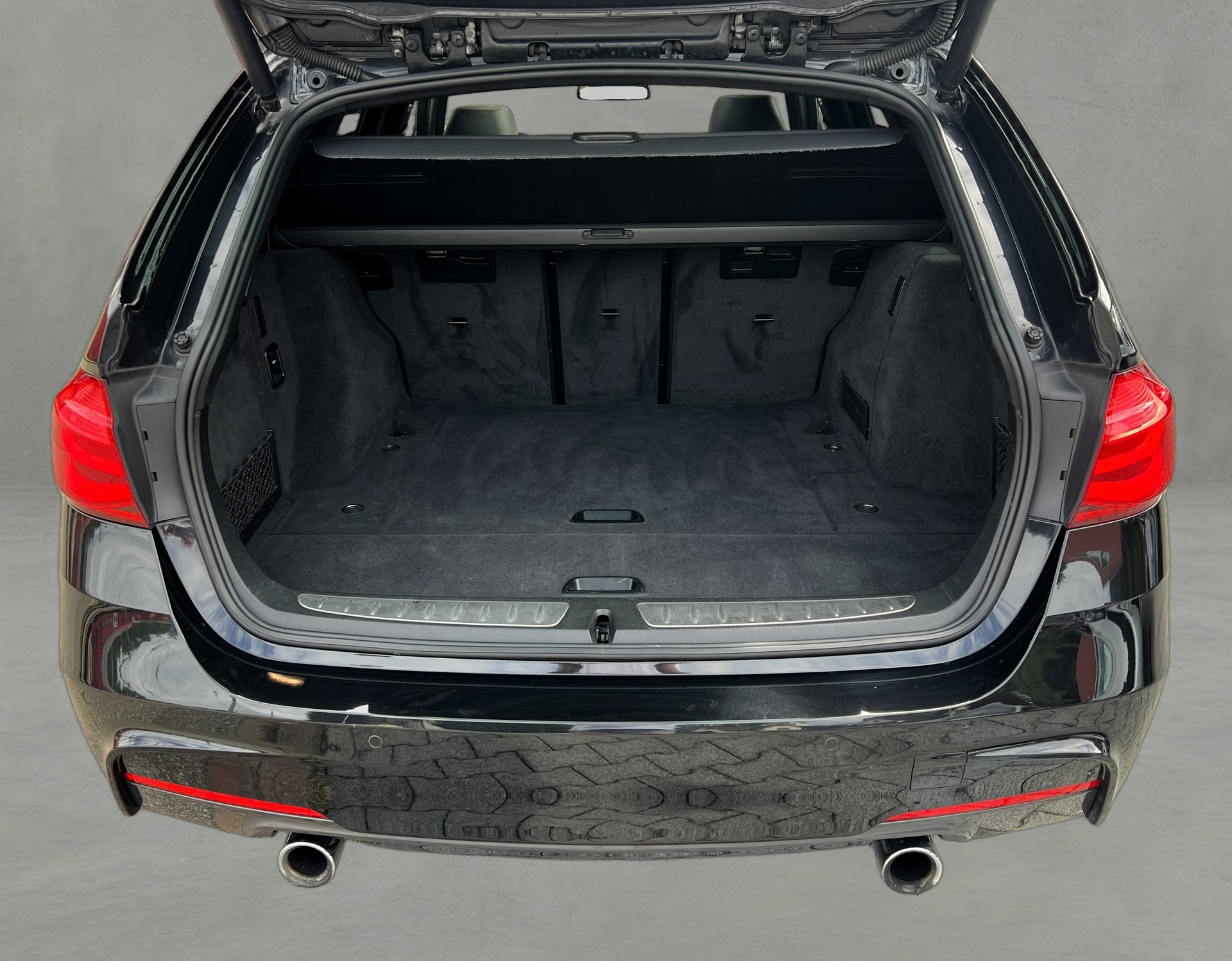 BMW 340i xDrive Touring M Sport Steptronic-image-8