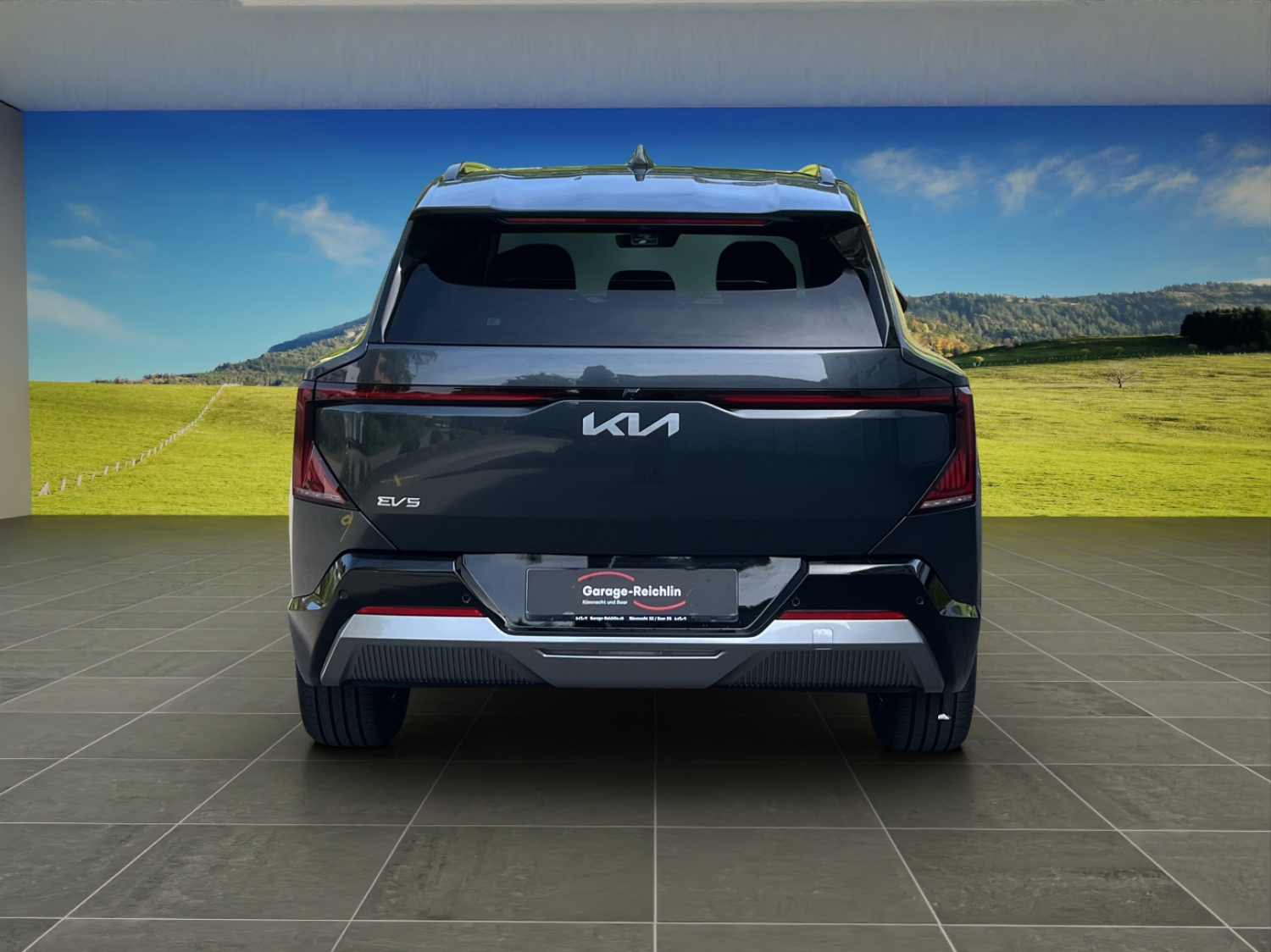 KIA EV5 81 kWh Earth-image-3