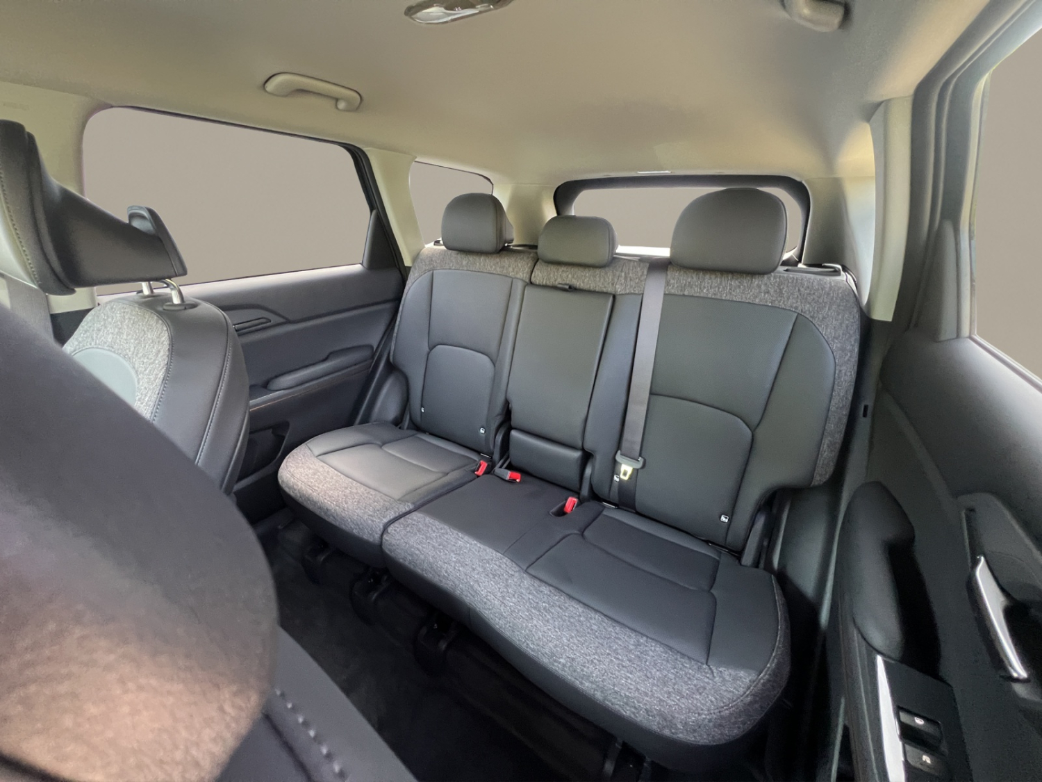 KIA EV5 81 kWh Earth-image-19