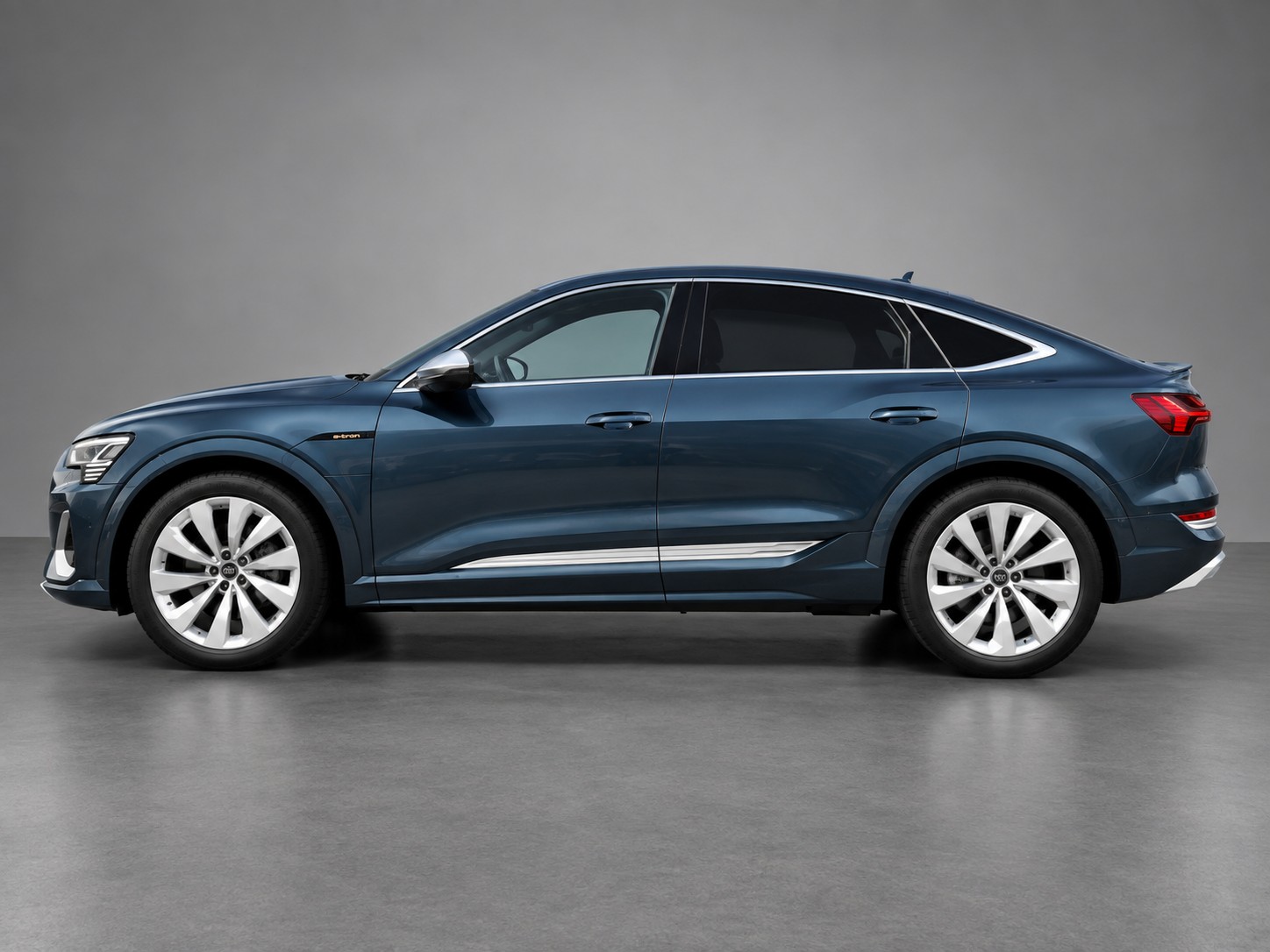 AUDI e-tron S Sportback quattro-image-1
