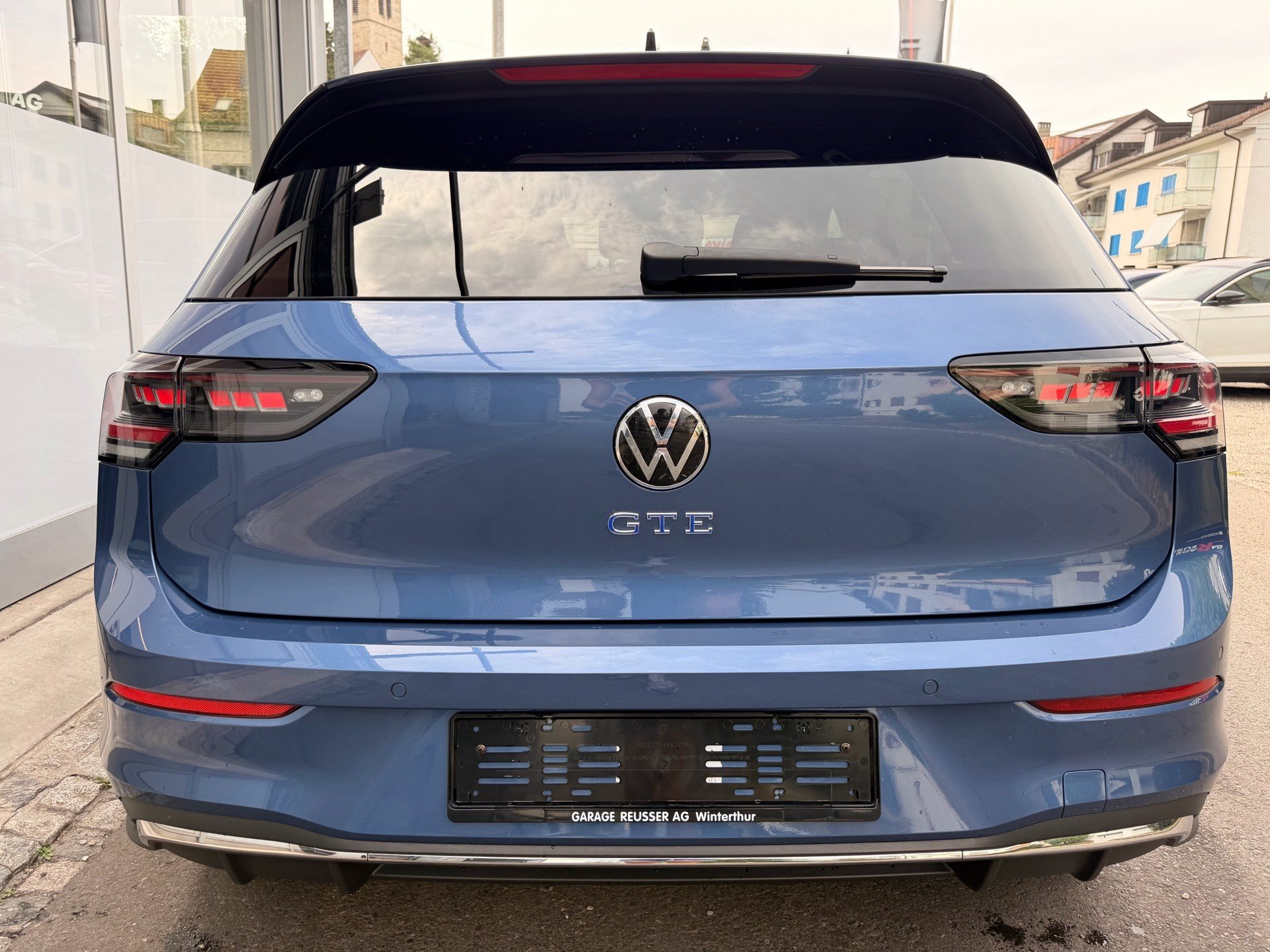 VW Golf 1.5 TSI DSG eHybrid 272 PS GTE *** 360 GRAD KAMERA & HEAD-UP DISPLAY ***-image-4